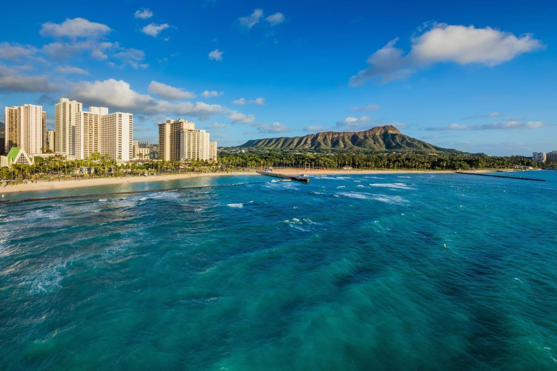 Waikiki Beach Marriott Resort & Spa property views in Honolulu, HI — gallery photo 3