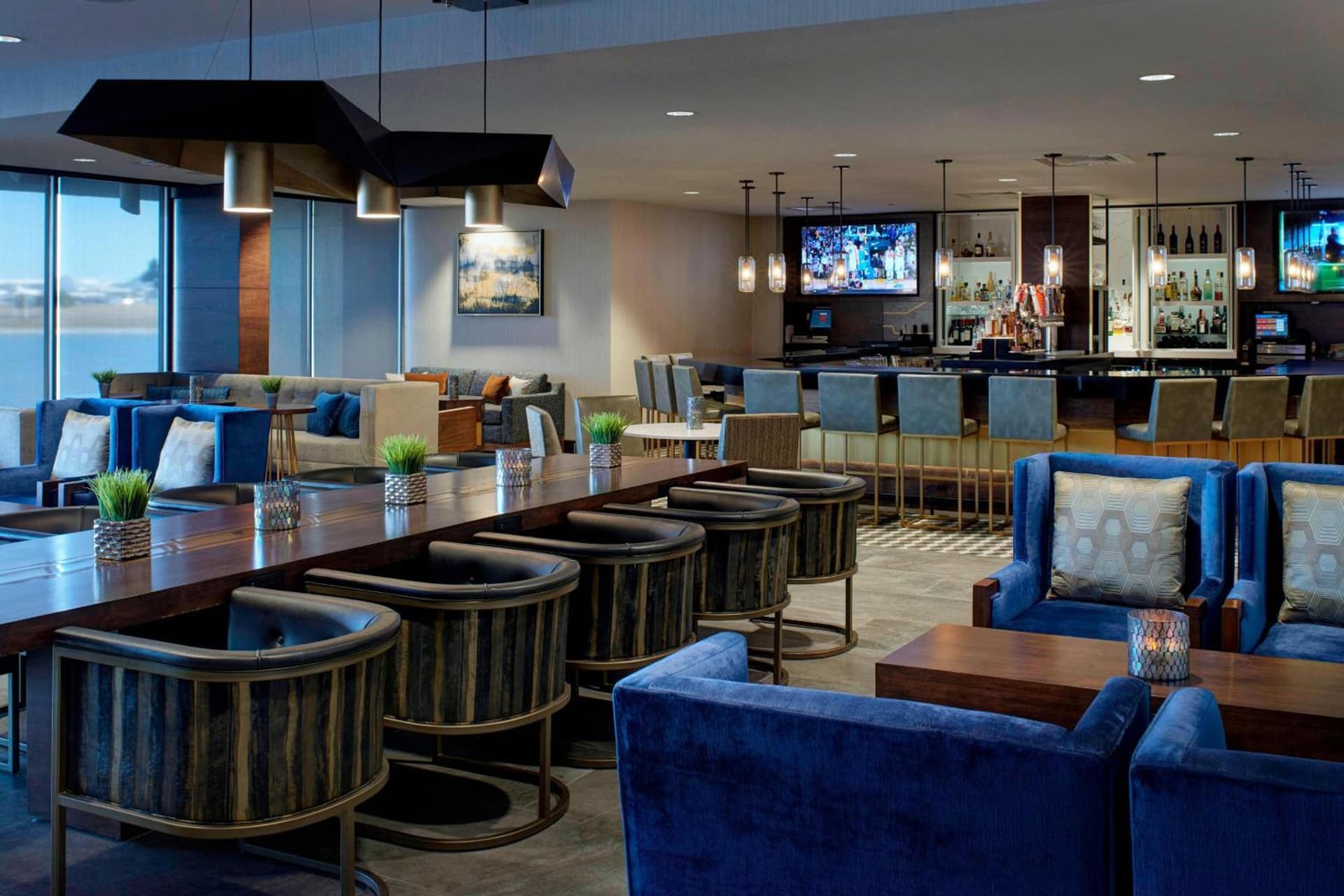 Kansas City Airport Marriott gallery photo in Kansas City, KS — image 5