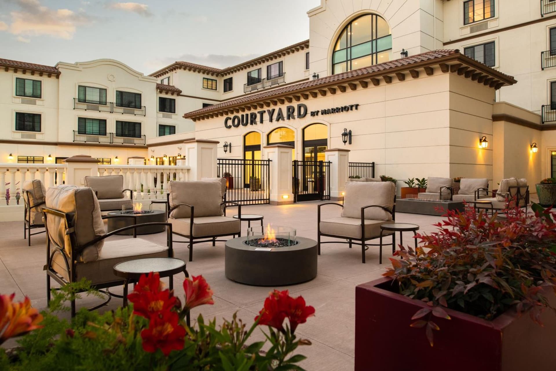 Courtyard by Marriott Santa Cruz gallery photo in Santa Cruz, CA — image 27