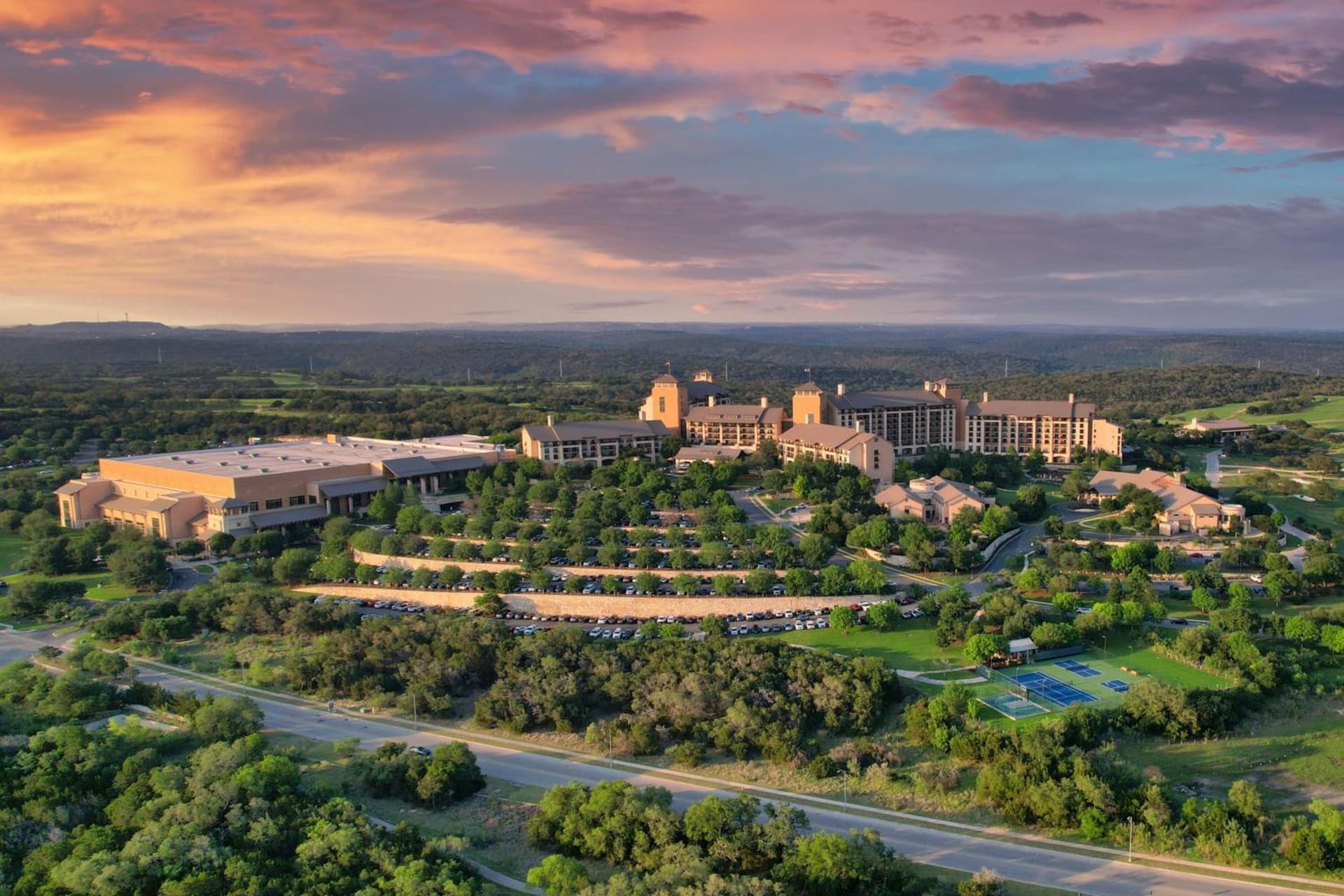 JW Marriott San Antonio Hill Country Resort & Spa gallery photo in San Antonio, TX — image 44