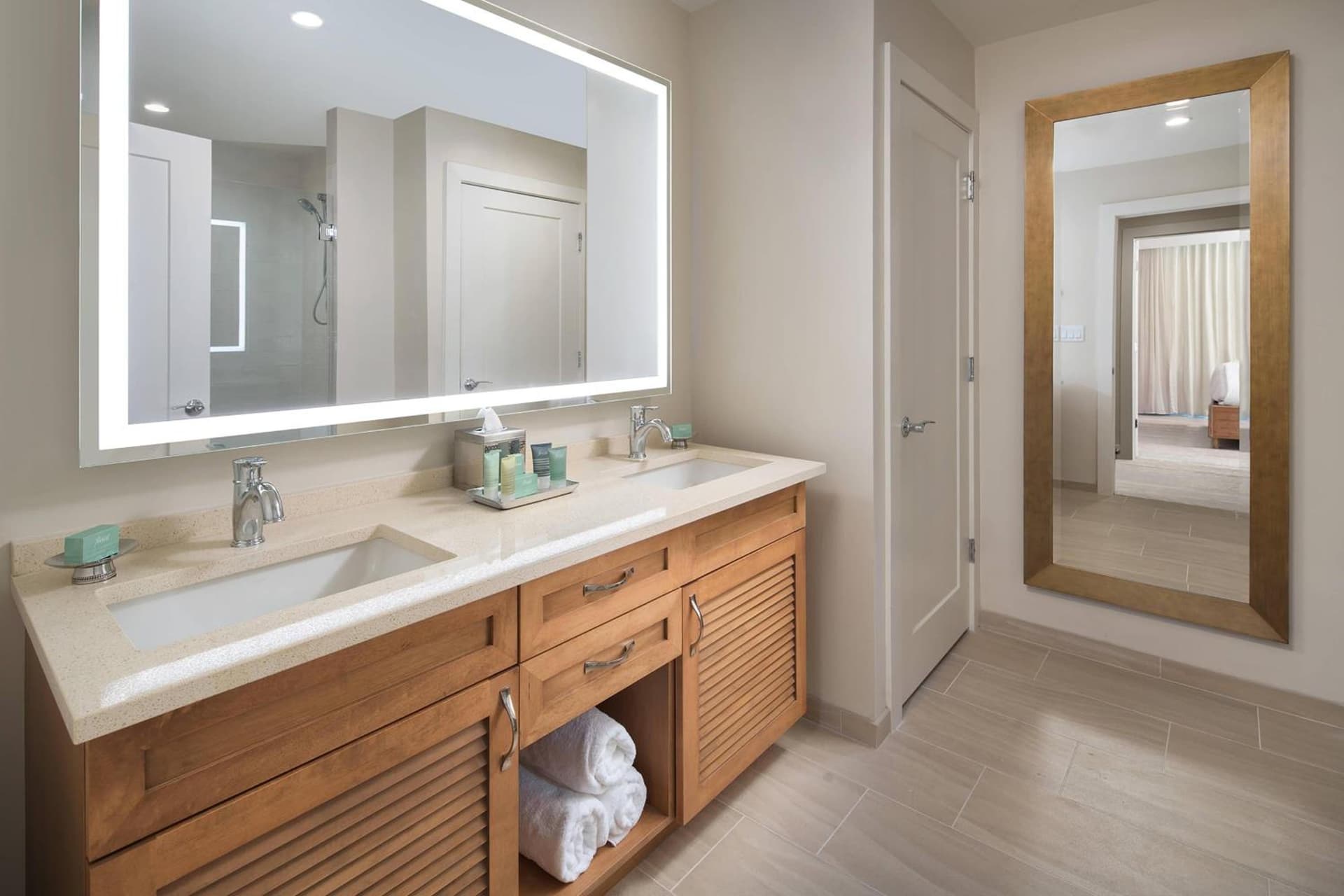 Waterline Villas & Marina, Autograph Collection gallery photo in Holmes Beach, FL — image 25