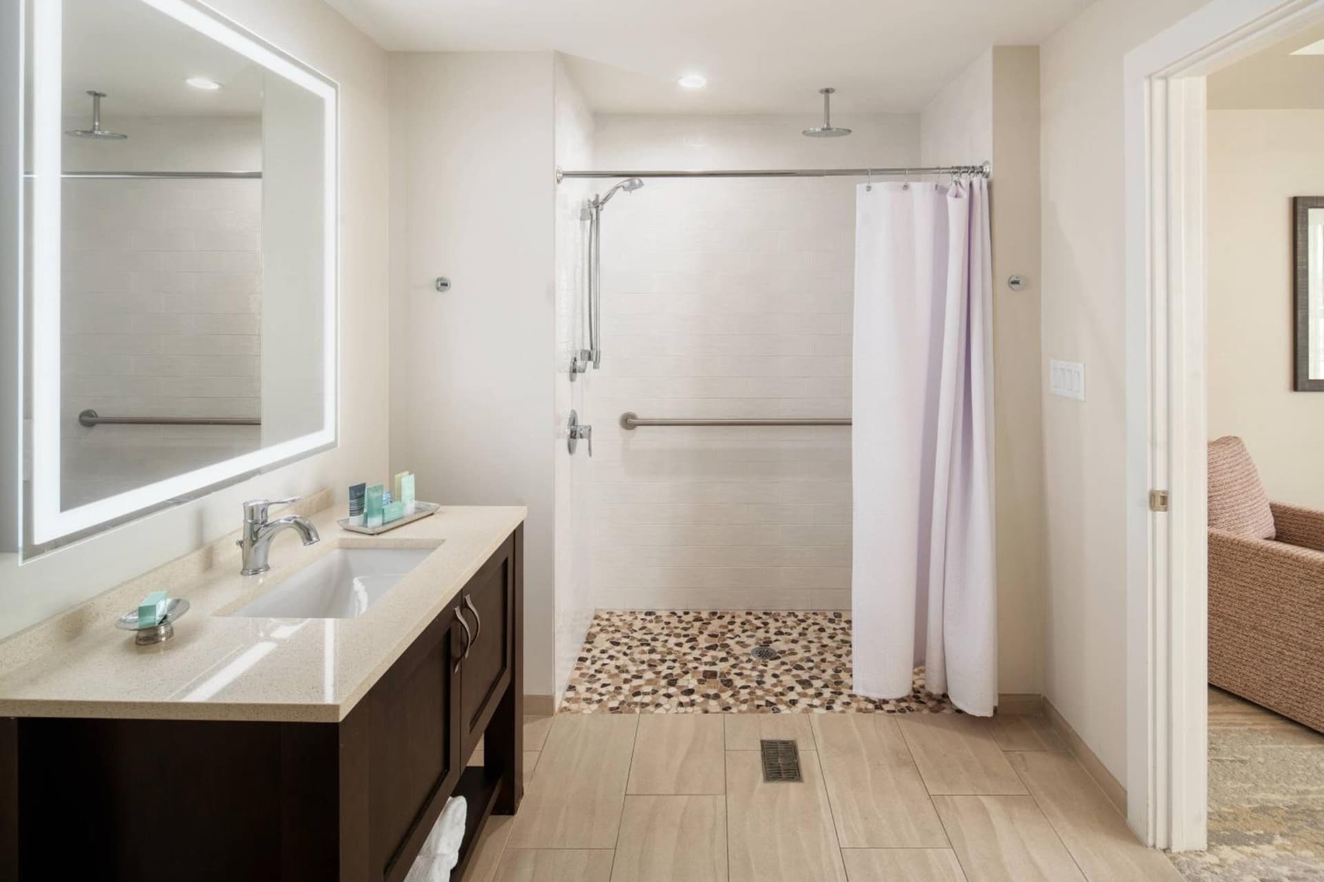 Waterline Villas & Marina, Autograph Collection gallery photo in Holmes Beach, FL — image 9