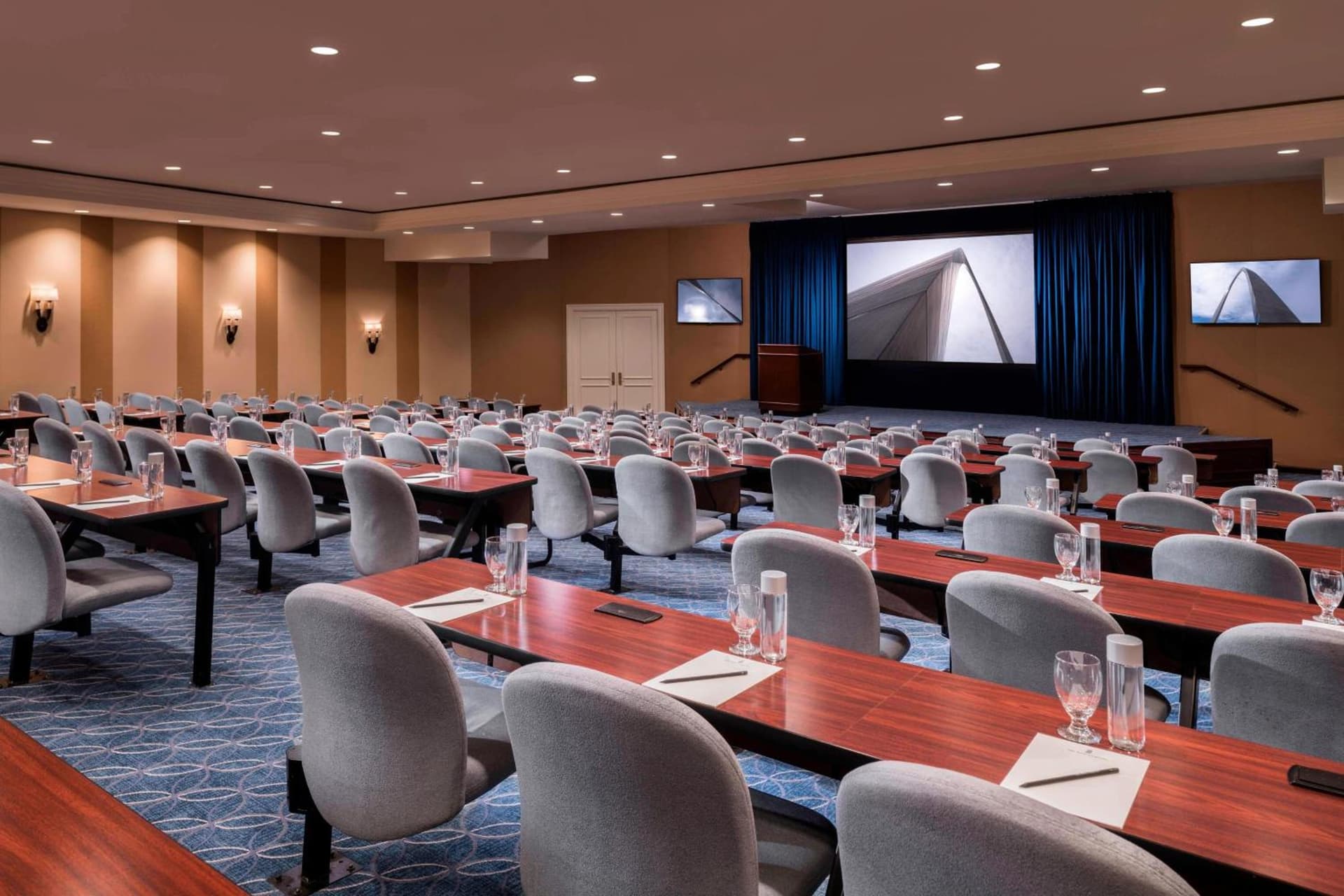The Ritz-Carlton, St. Louis gallery photo in Clayton, MO — image 82