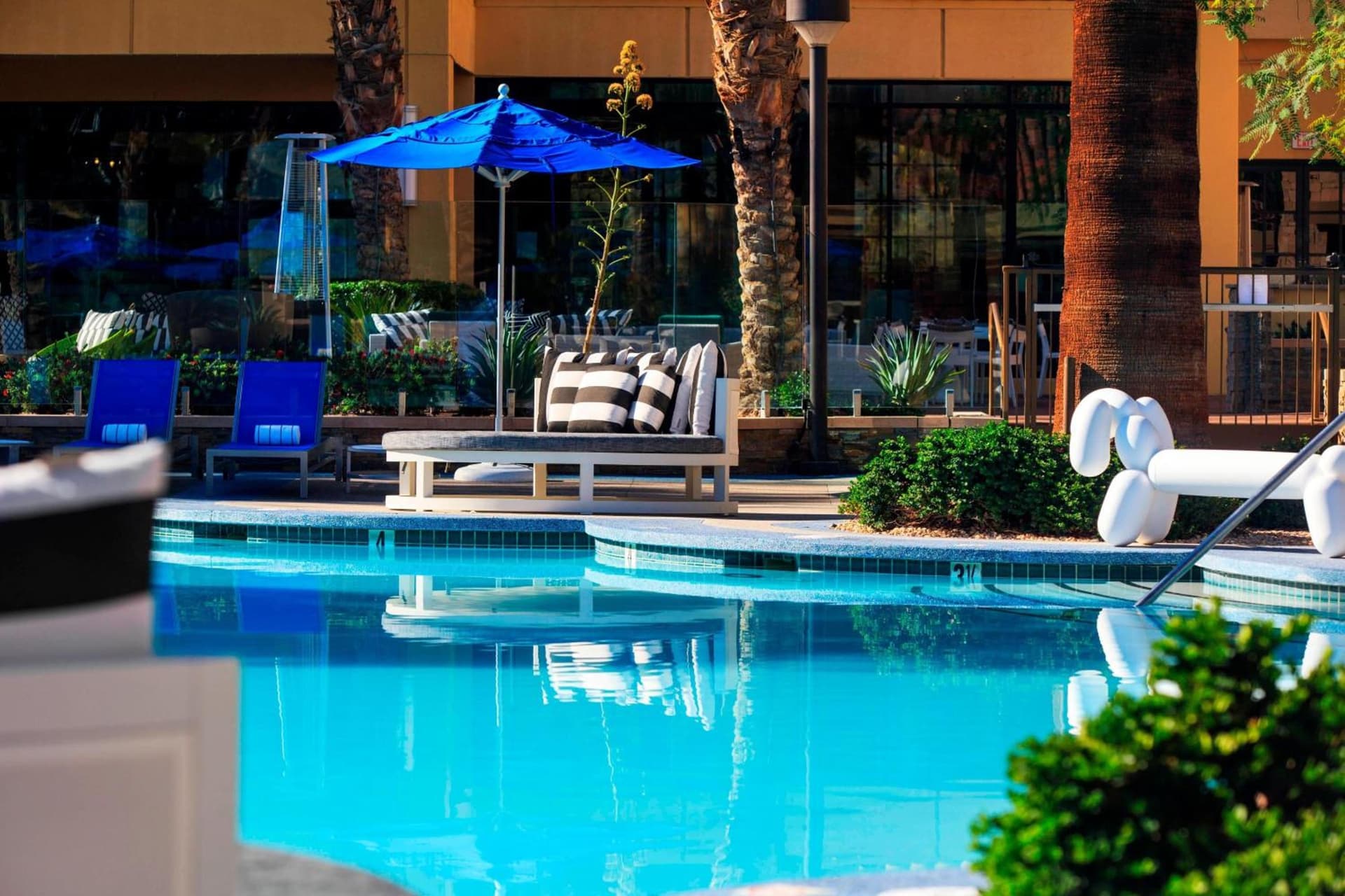 Renaissance Palm Springs Hotel gallery photo in Palm Springs, CA — image 18