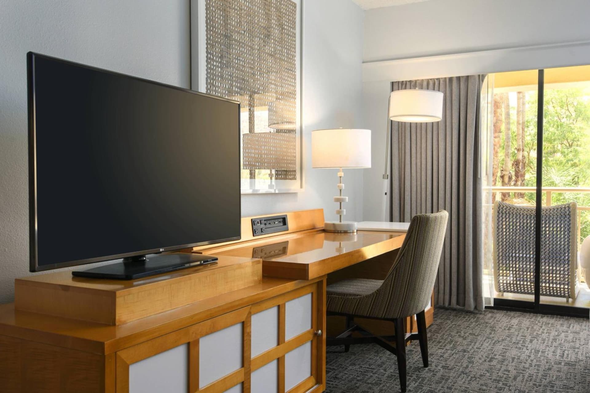 Renaissance Palm Springs Hotel gallery photo in Palm Springs, CA — image 102