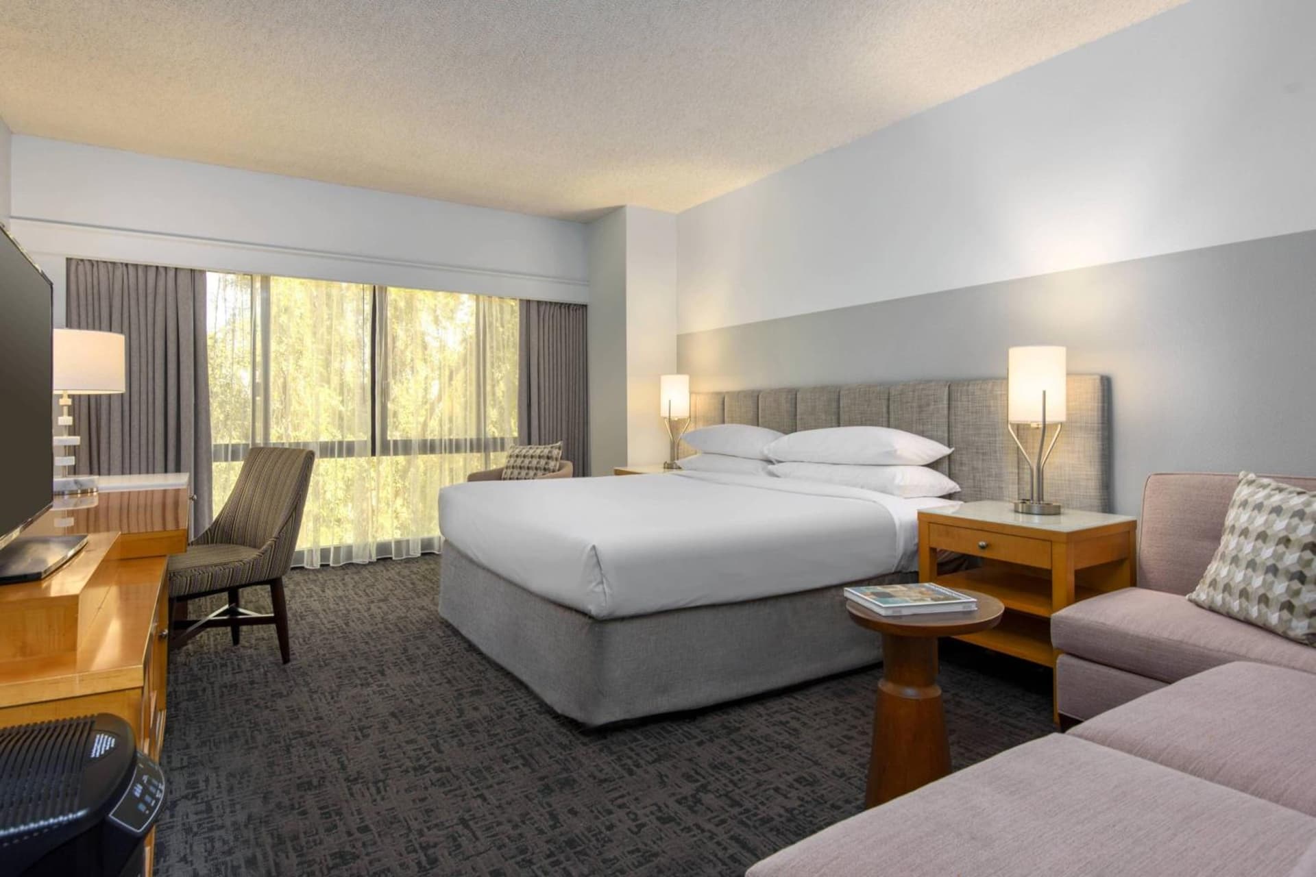 Renaissance Palm Springs Hotel gallery photo in Palm Springs, CA — image 24