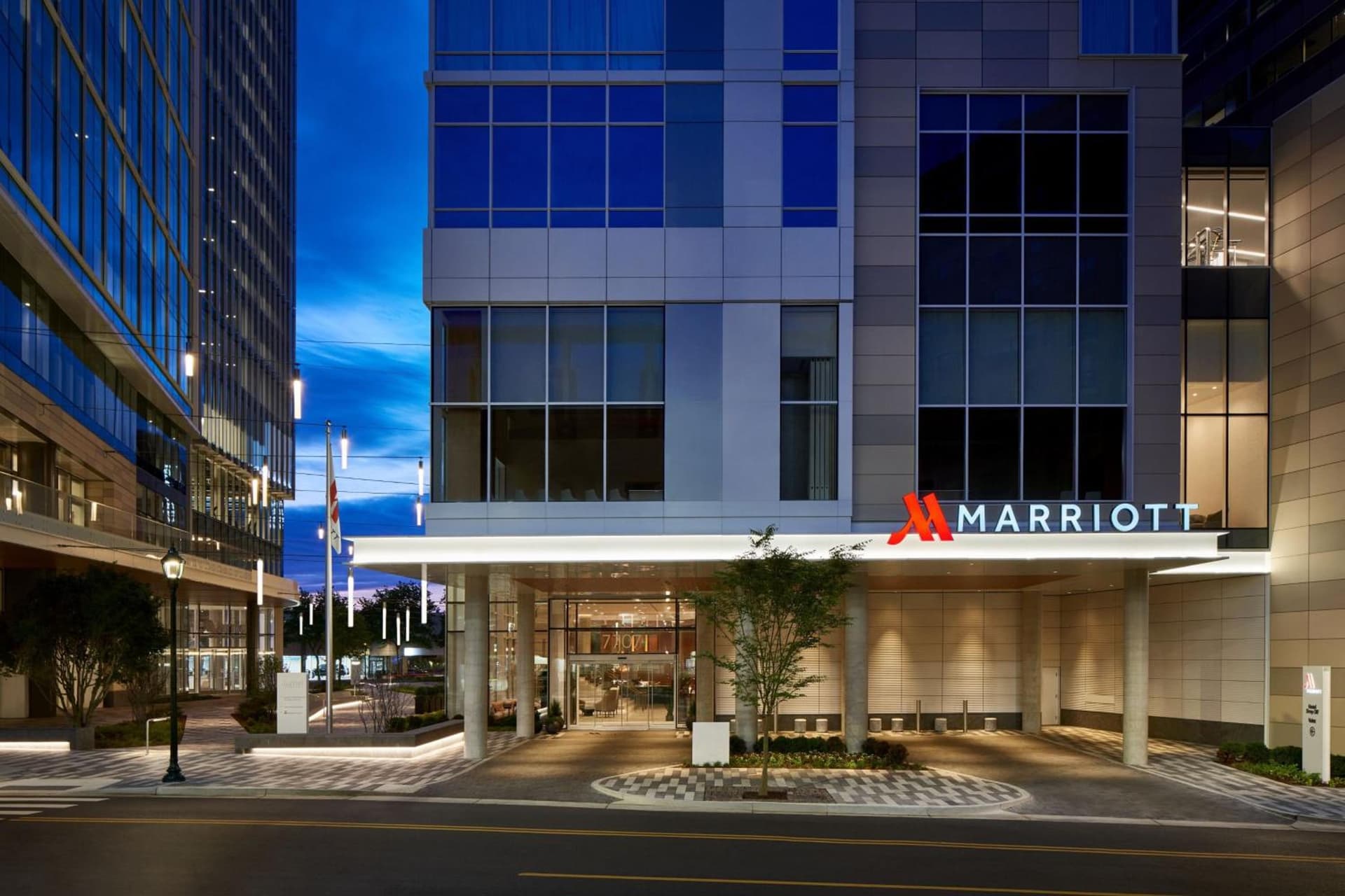 Marriott Bethesda Downtown at Marriott HQ interior in Bethesda, MD — gallery photo 2