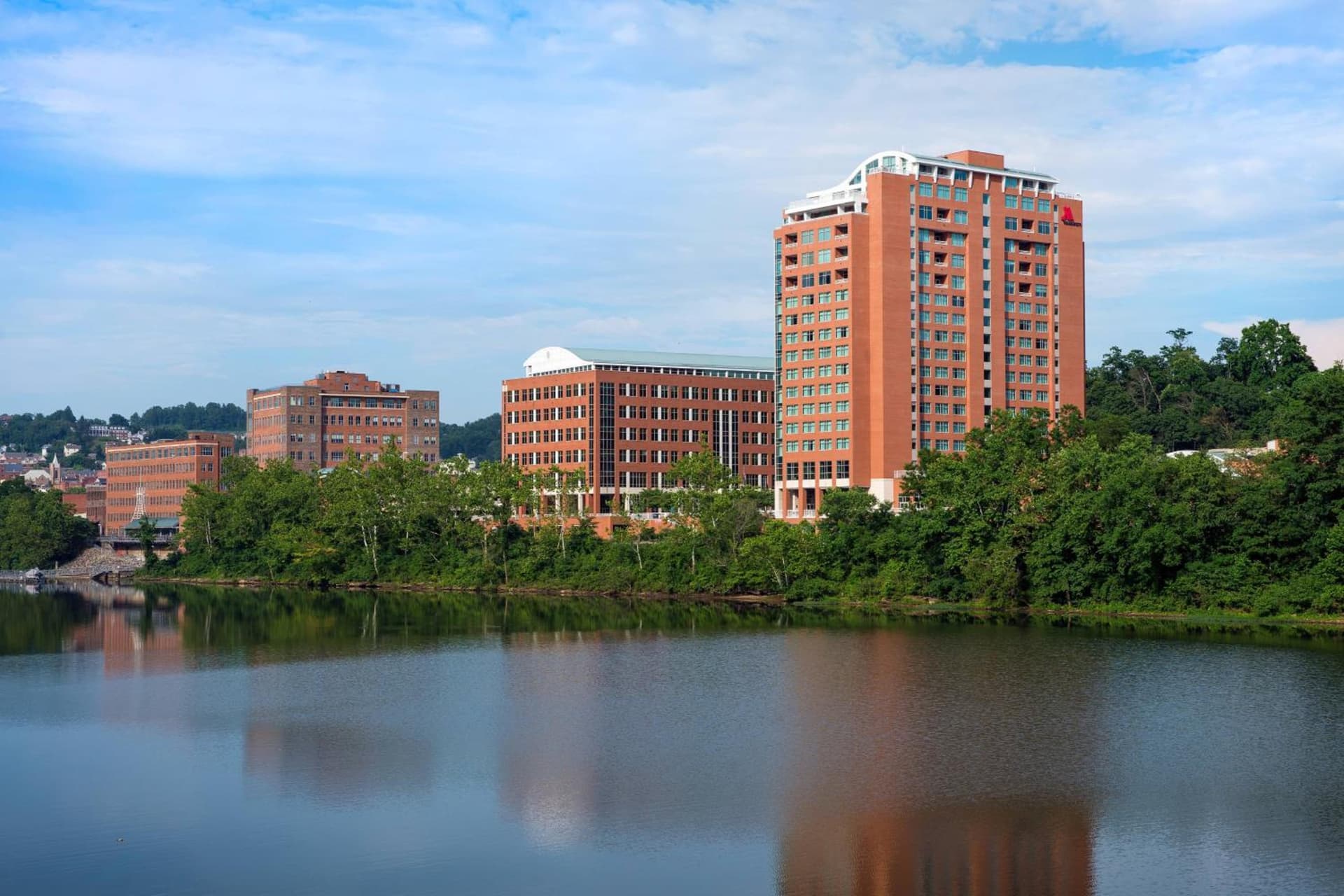 Morgantown Marriott at Waterfront Place — hotel in Morgantown, West Virginia