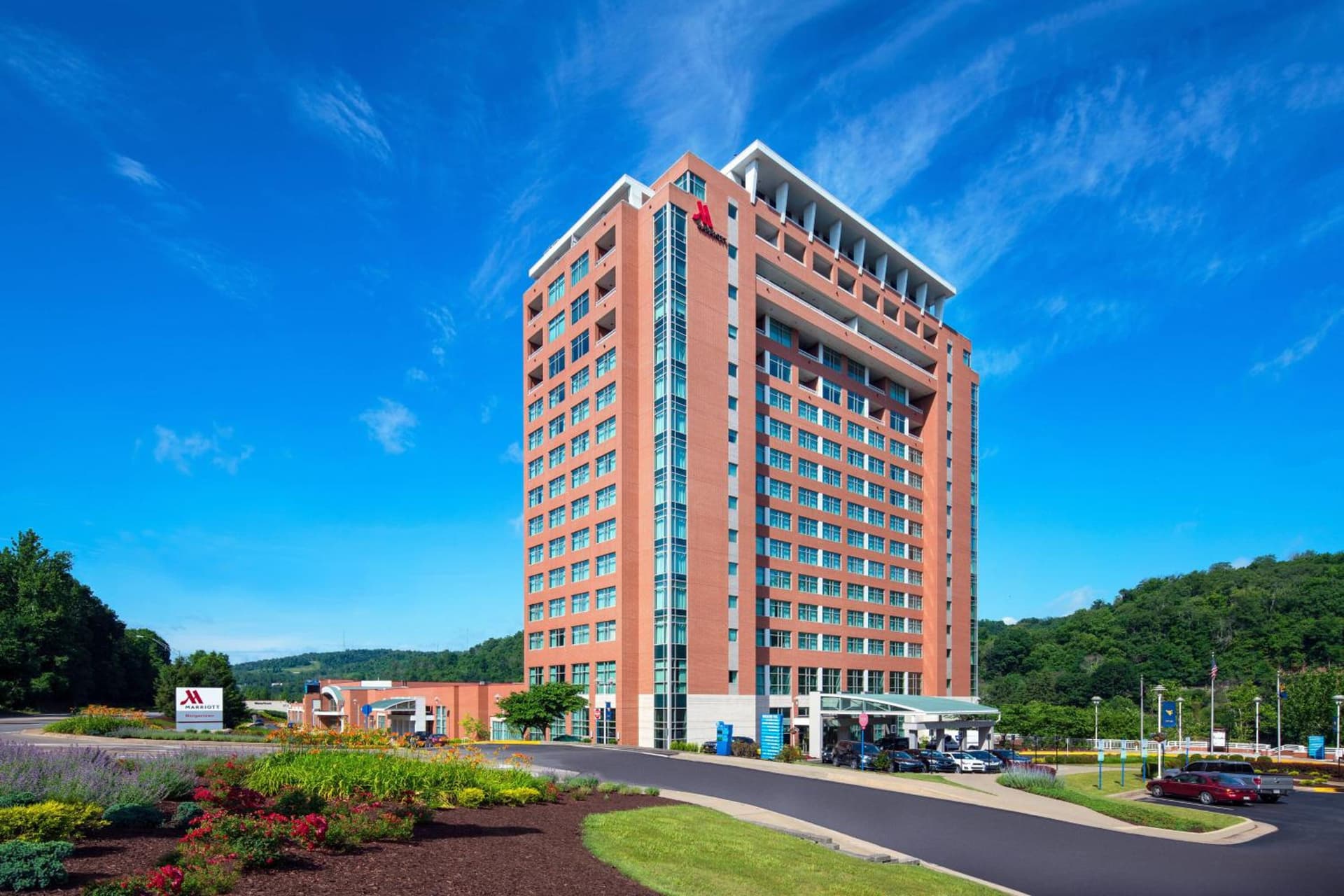 Morgantown Marriott at Waterfront Place interior in Morgantown, WV — gallery photo 2