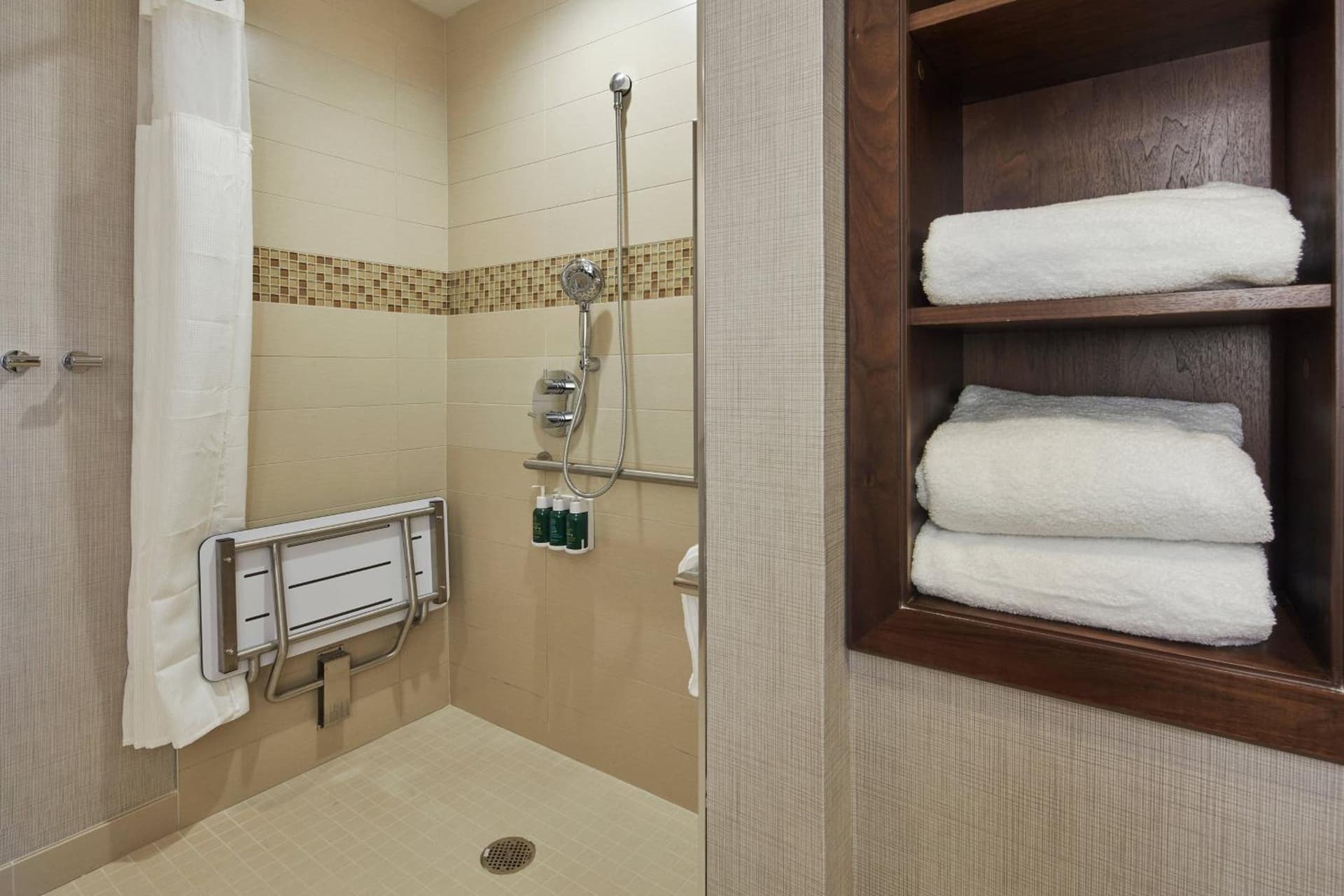 Residence Inn Sacramento Davis gallery photo in Davis, CA — image 25