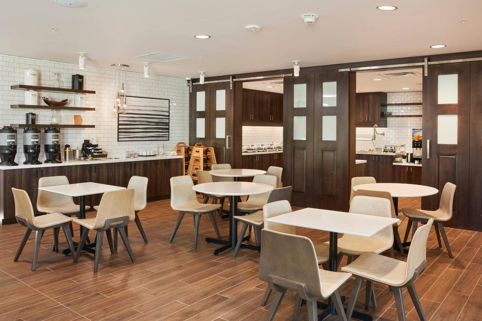 Residence Inn Sacramento Davis gallery photo in Davis, CA — image 34