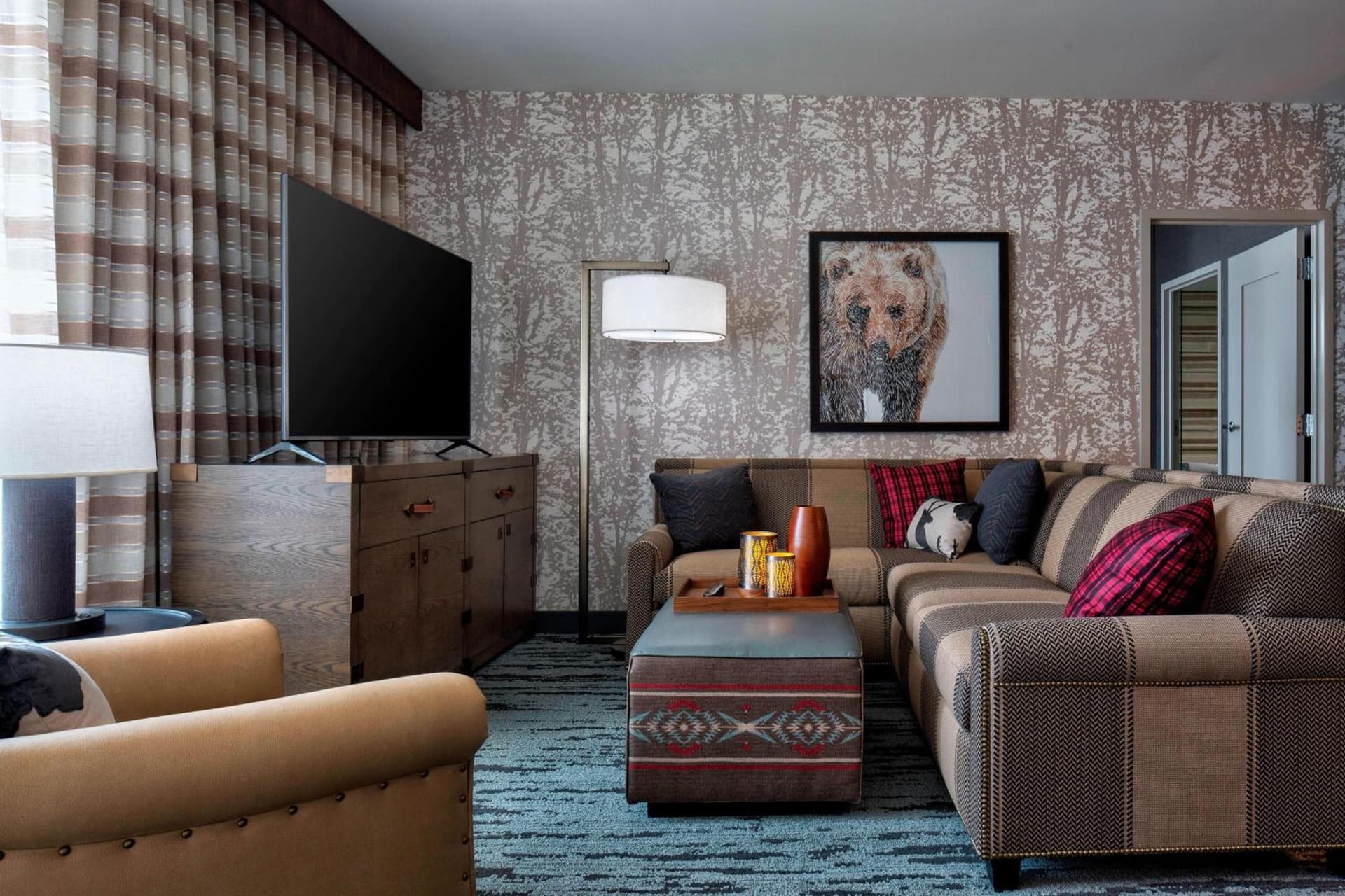 Gaylord Rockies Resort & Convention Center gallery photo in Aurora, CO — image 33