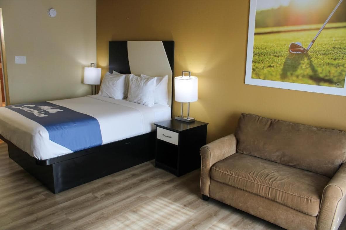 Days Inn by Wyndham Bend gallery photo in Bend, OR — image 30
