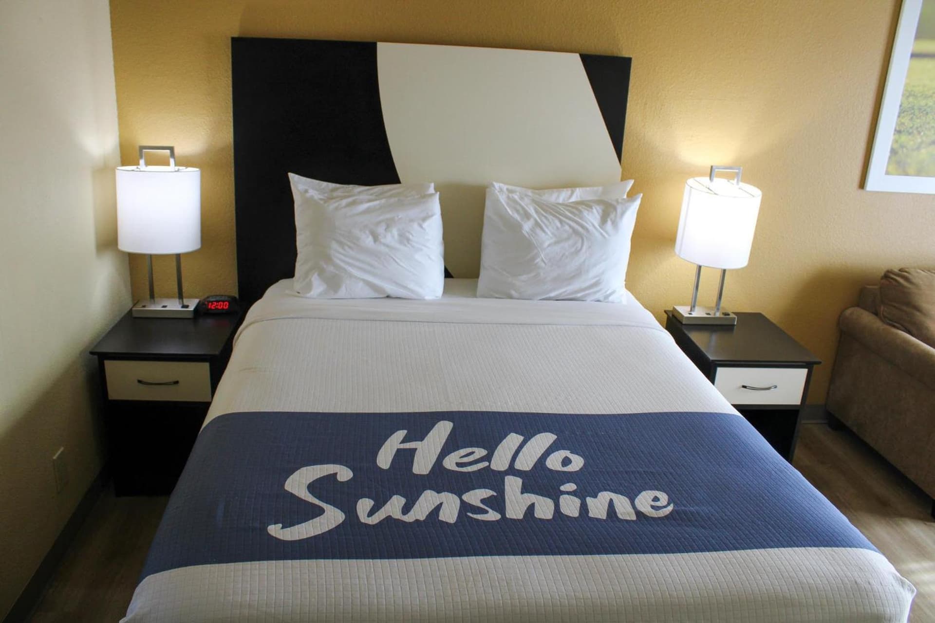 Days Inn by Wyndham Bend gallery photo in Bend, OR — image 39
