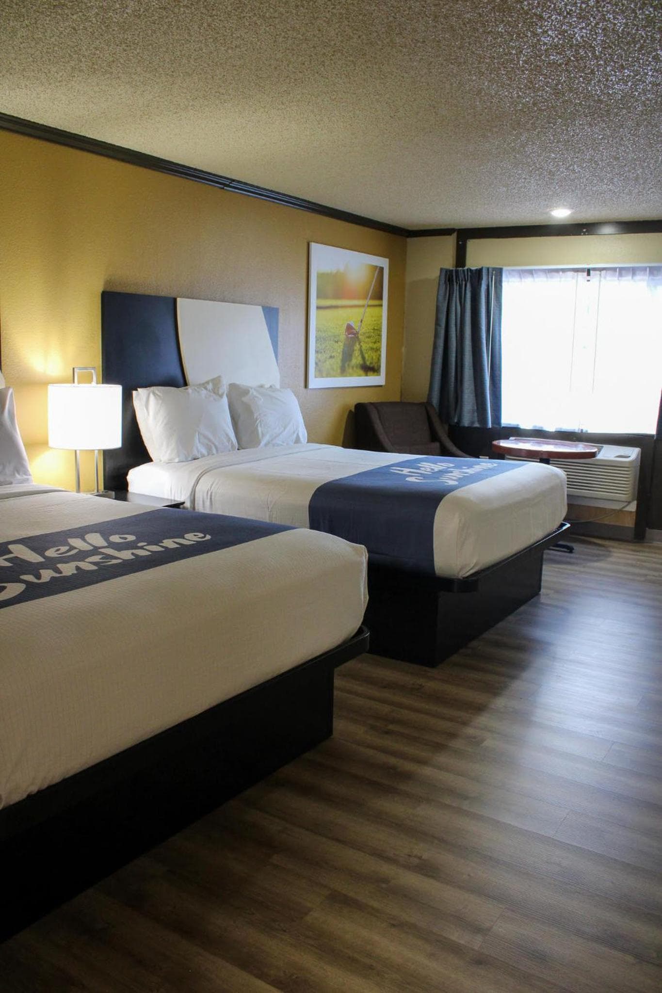 Days Inn by Wyndham Bend gallery photo in Bend, OR — image 6