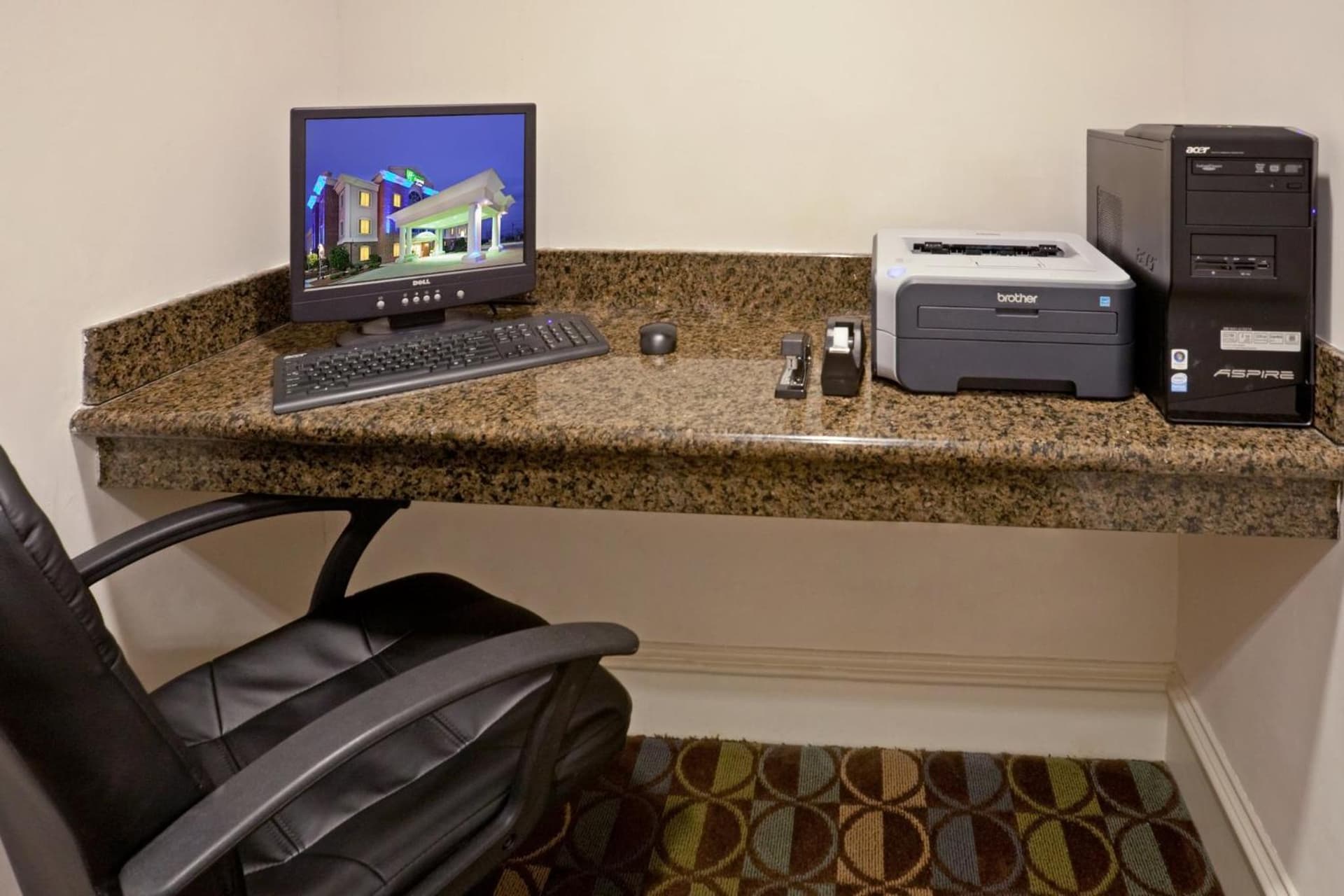 Holiday Inn Express & Suites Waxahachie by IHG gallery photo in Waxahachie, TX — image 11