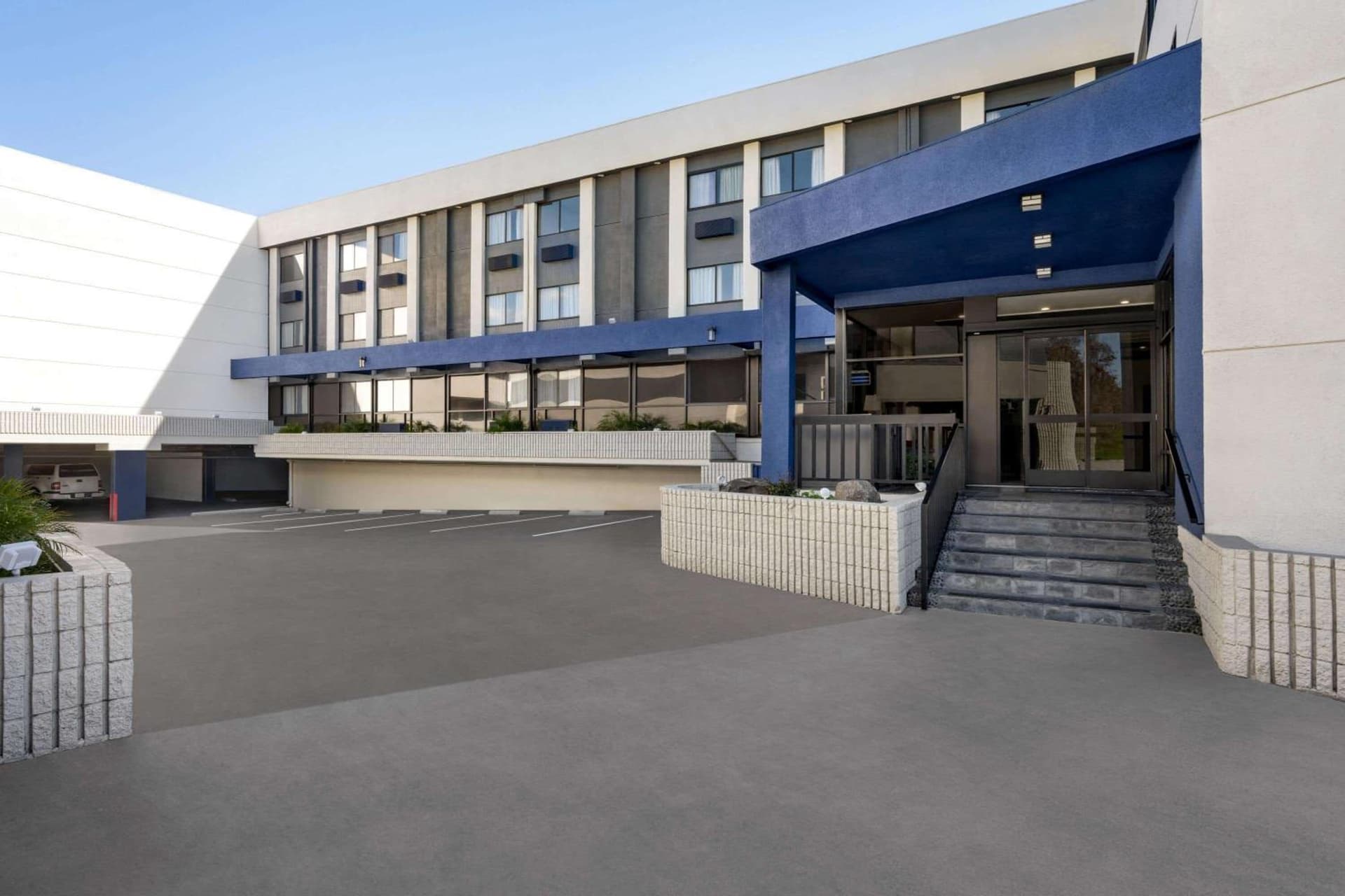 Baymont by Wyndham Monterey Park featured exterior or lobby in Monterey Park, CA — similar hotel