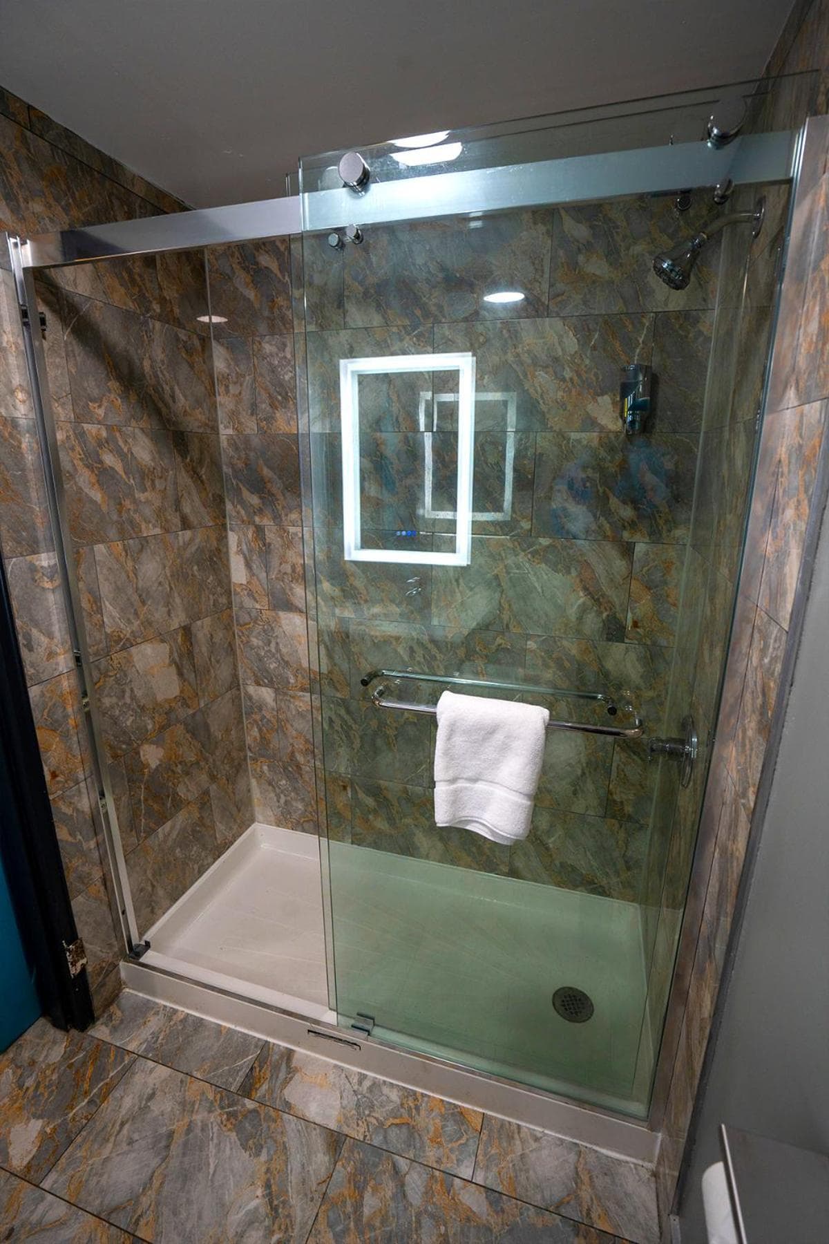 Philly Inn & Suites gallery photo in Philadelphia, PA — image 45