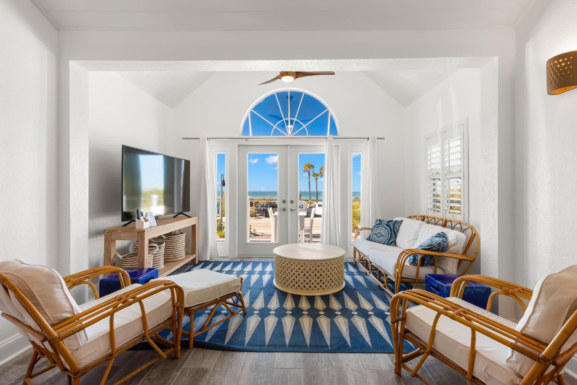 Inn on the Beach gallery photo in St Pete Beach, FL — image 74