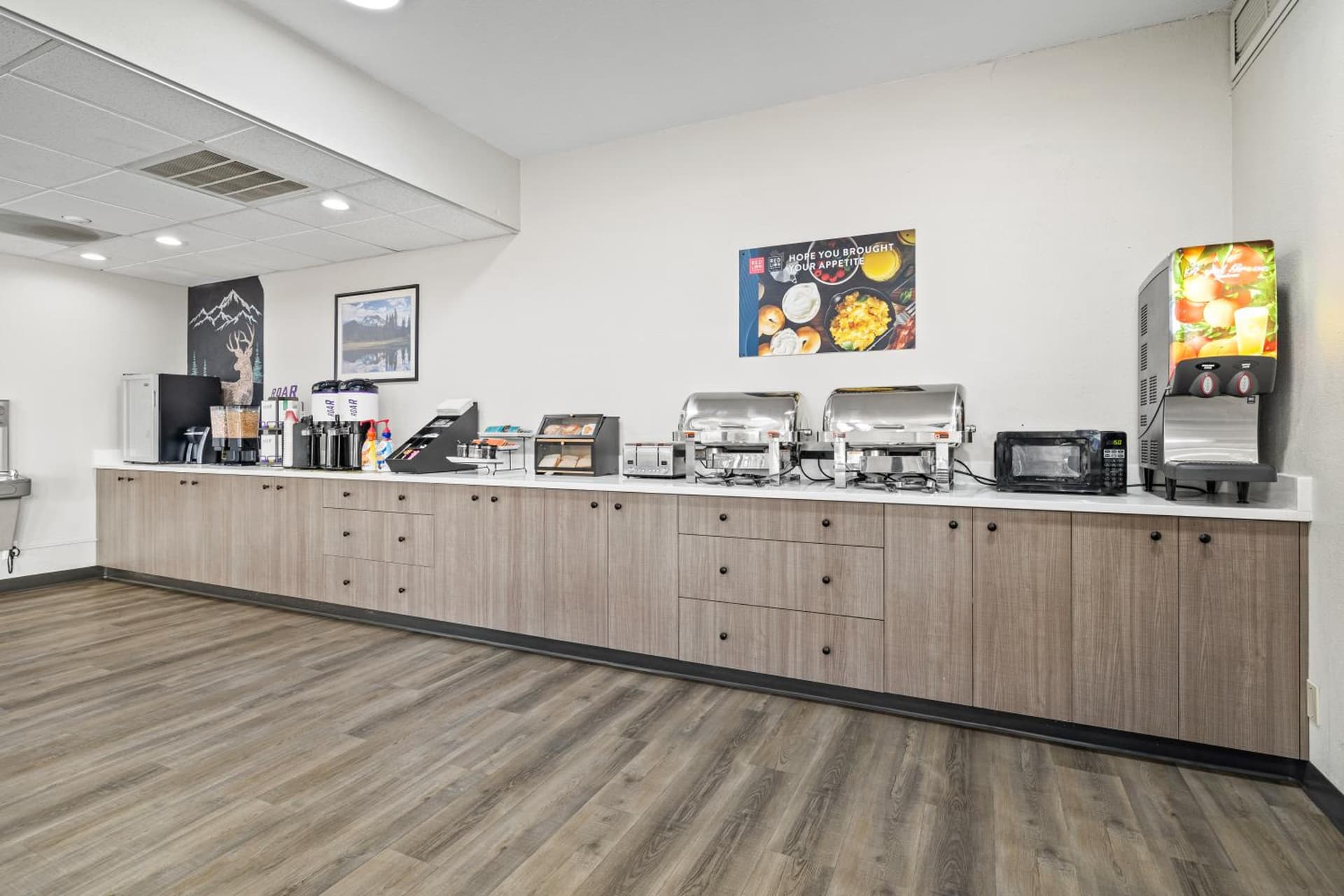 Red Lion Inn & Suites Deschutes River - Bend gallery photo in Bend, OR — image 15