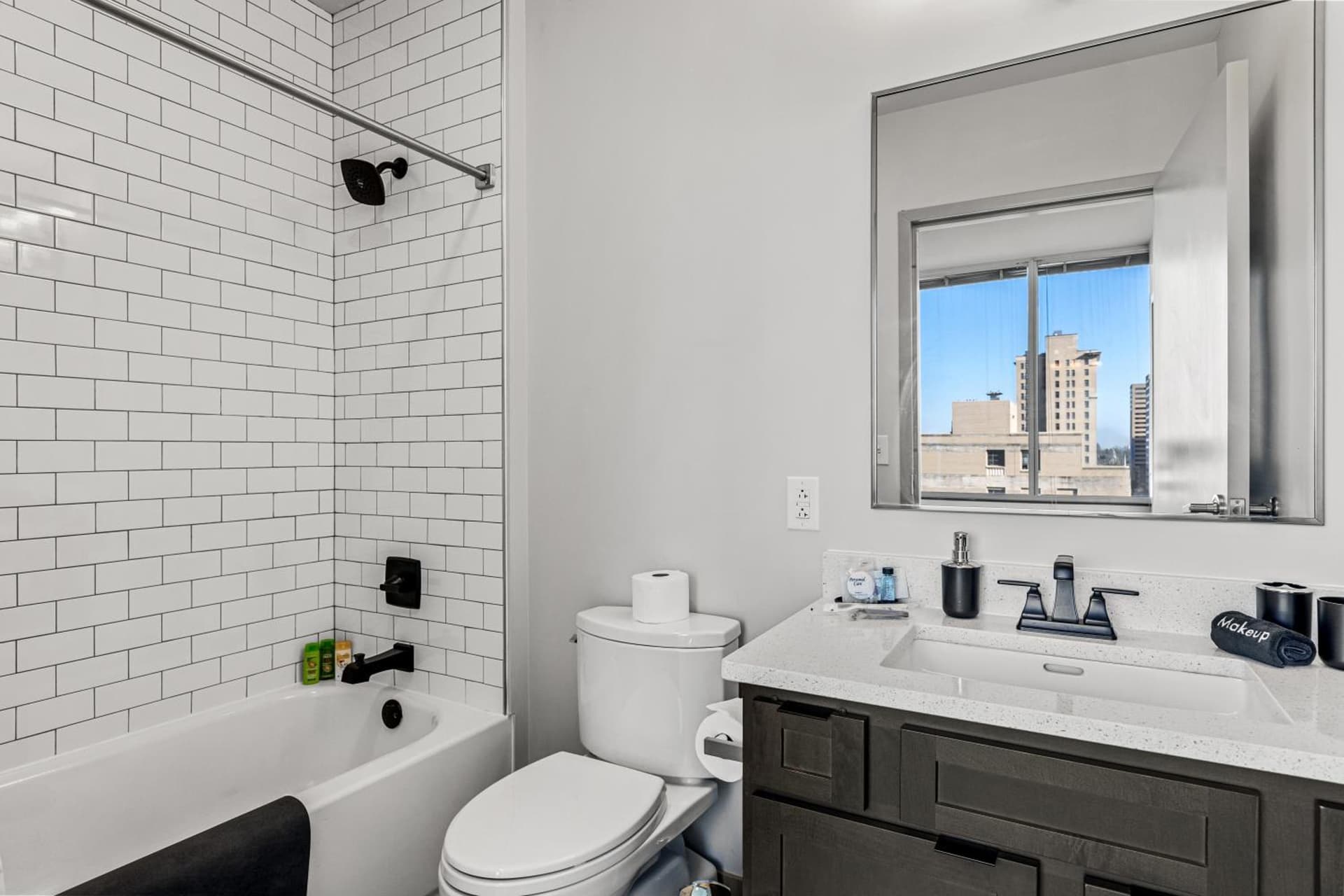 175 LEX - Walkable Downtown Lexington & Rupp Arena - Full Condos gallery photo in Lexington, KY — image 53