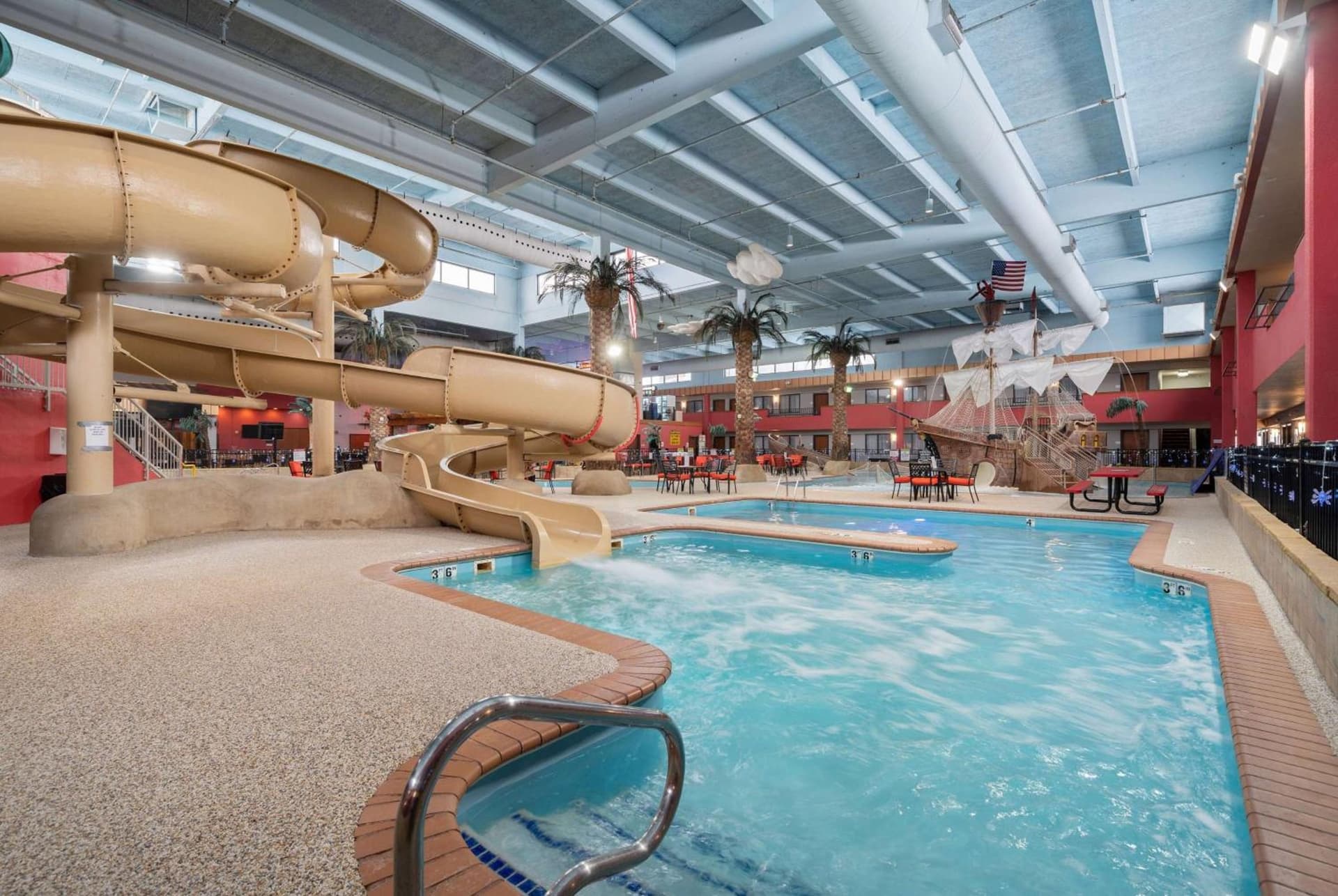 Ramada by Wyndham Sioux Falls Airport - Waterpark Resort & Event Center gallery photo in Sioux Falls, SD — image 18