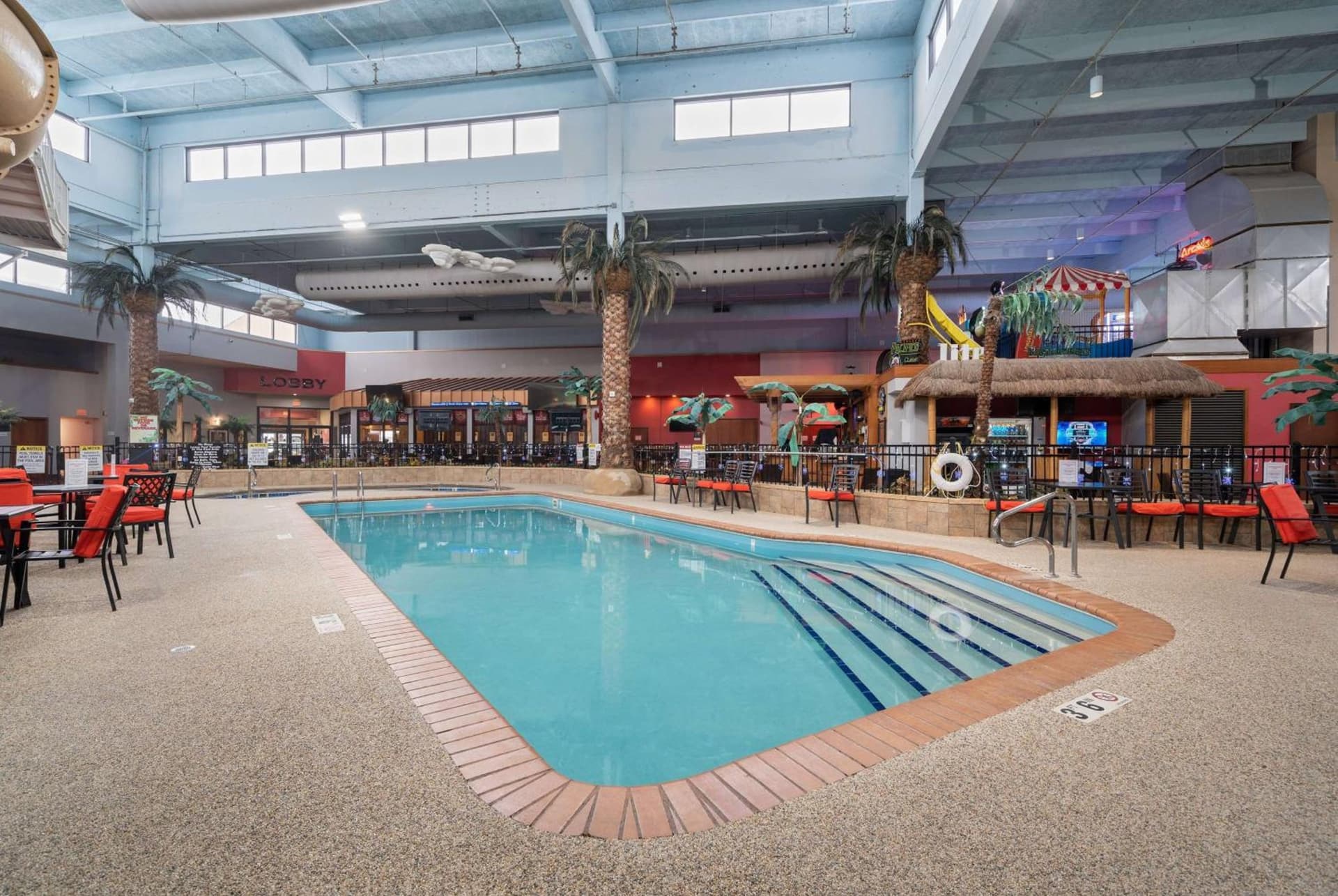 Ramada by Wyndham Sioux Falls Airport - Waterpark Resort & Event Center property views in Sioux Falls, SD — gallery photo 3
