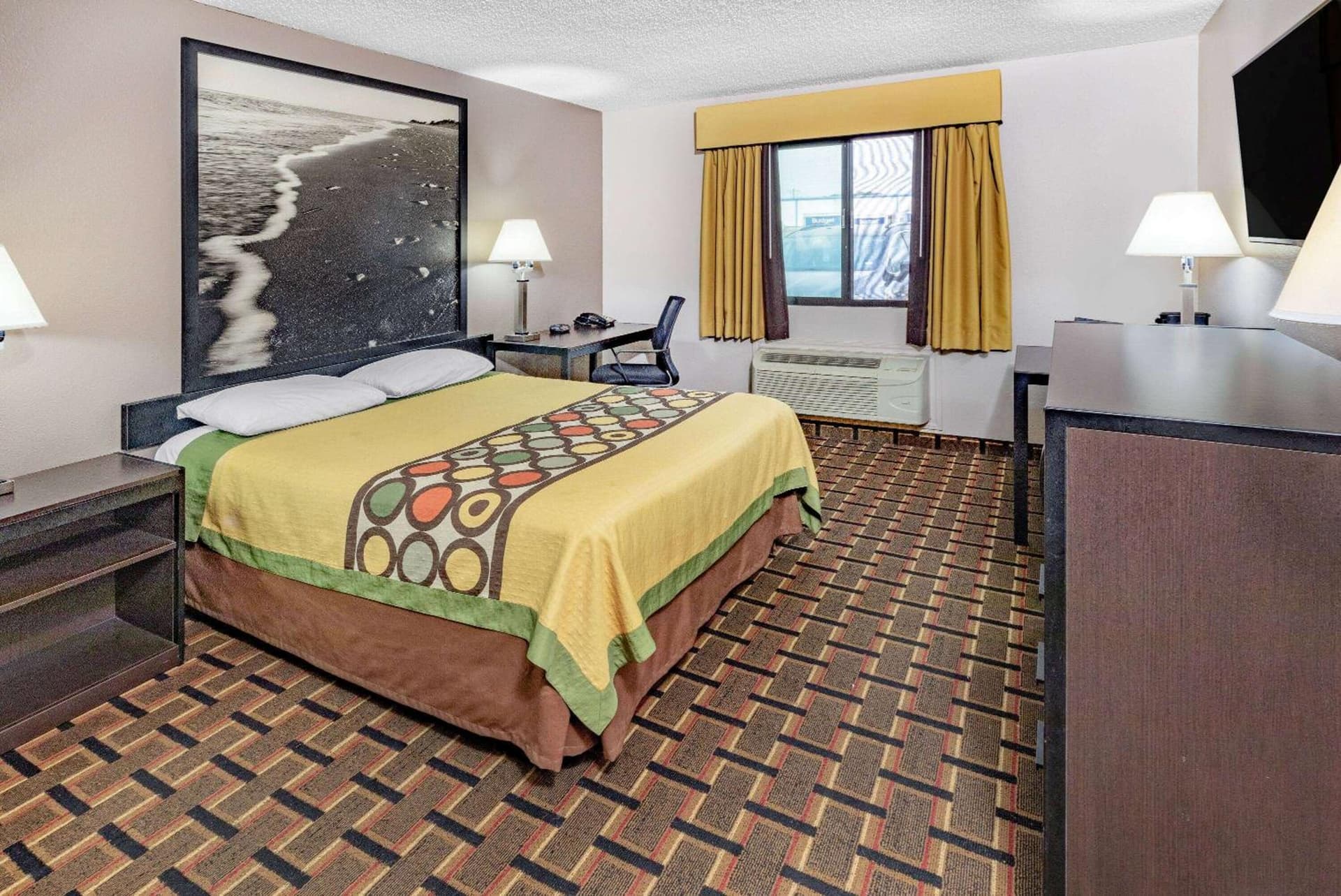 Super 8 by Wyndham League City Kemah Area gallery photo in League City, TX — image 20