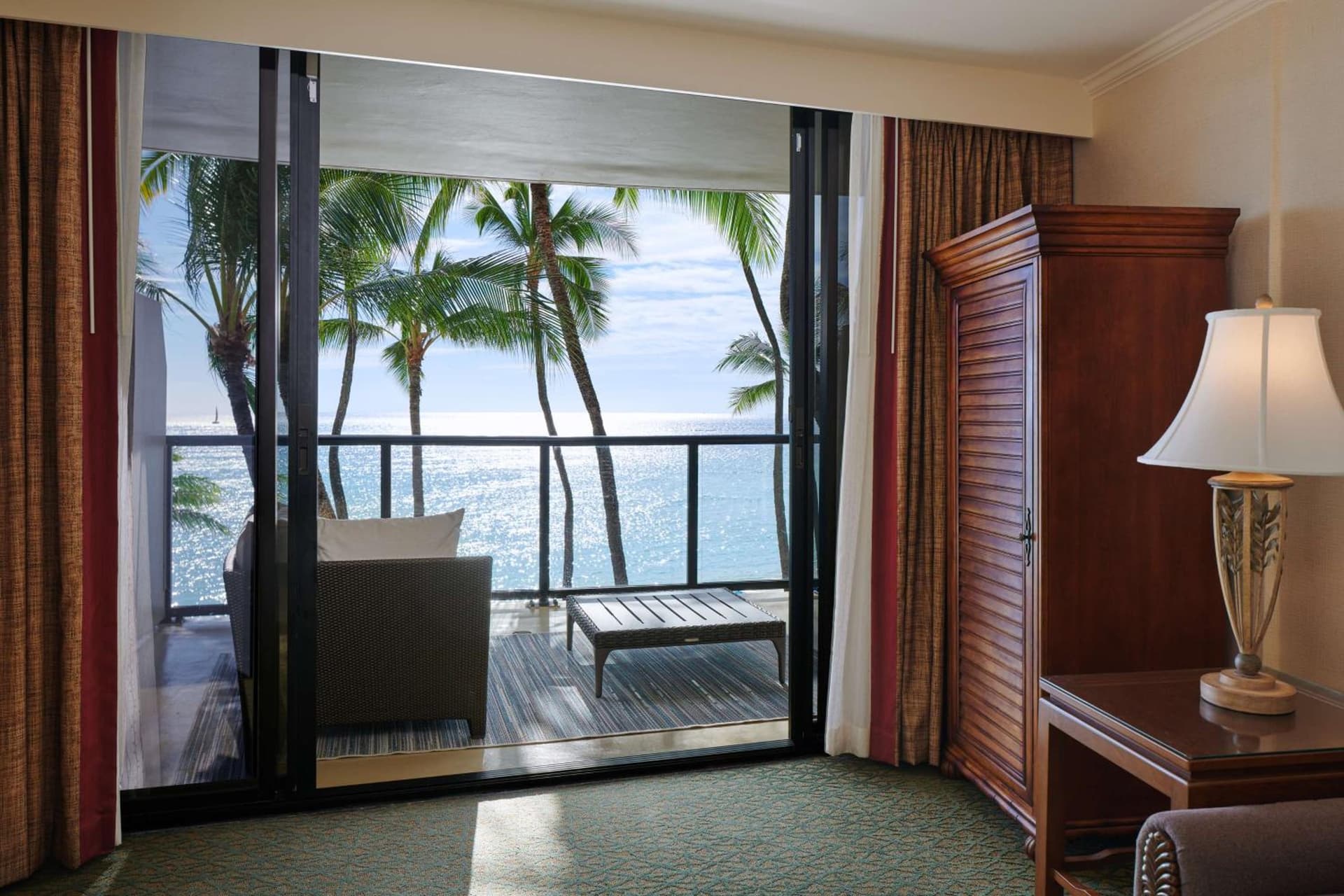 OUTRIGGER Waikiki Beach Resort gallery photo in Honolulu, HI — image 115