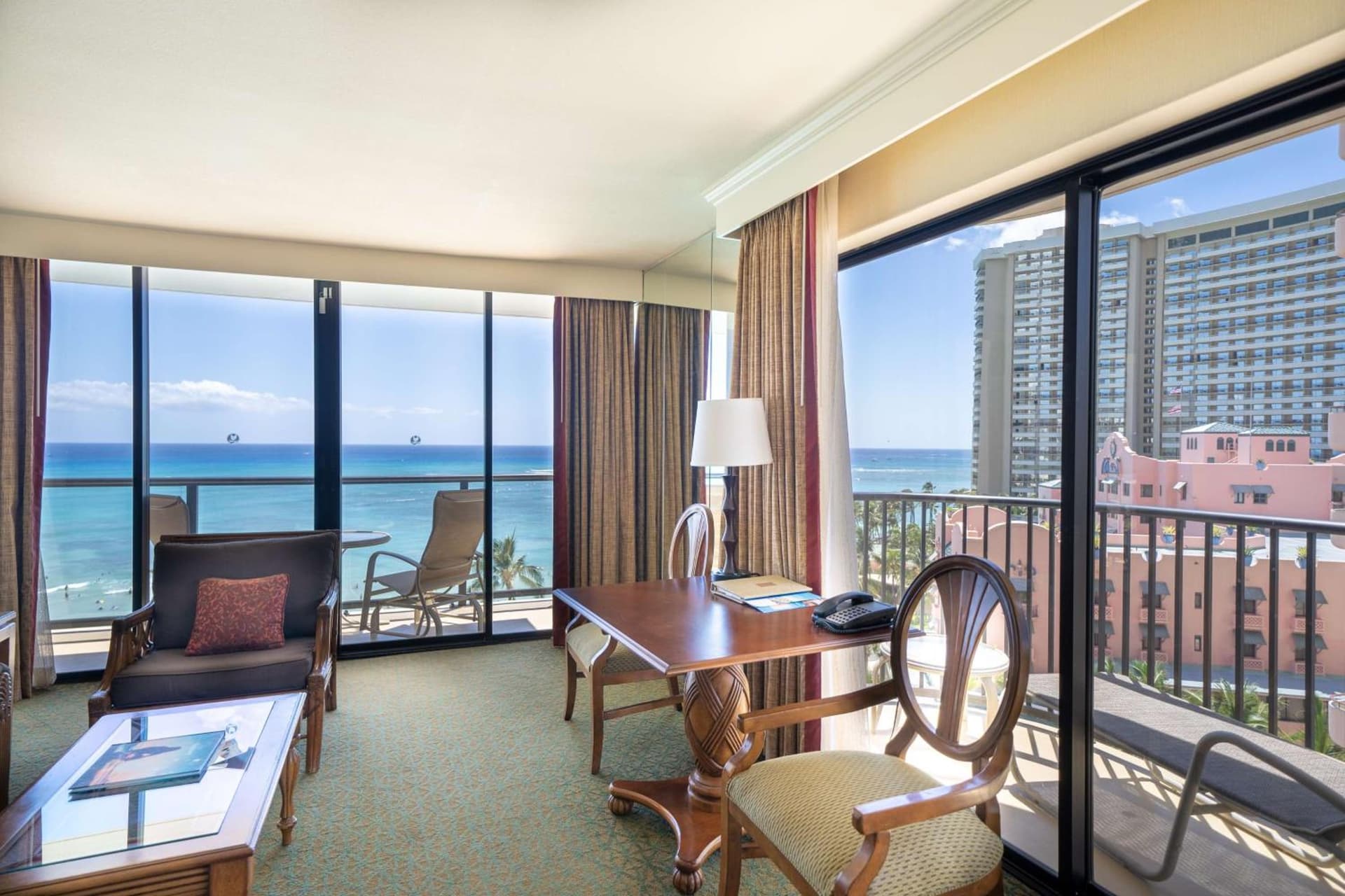 OUTRIGGER Waikiki Beach Resort gallery photo in Honolulu, HI — image 9