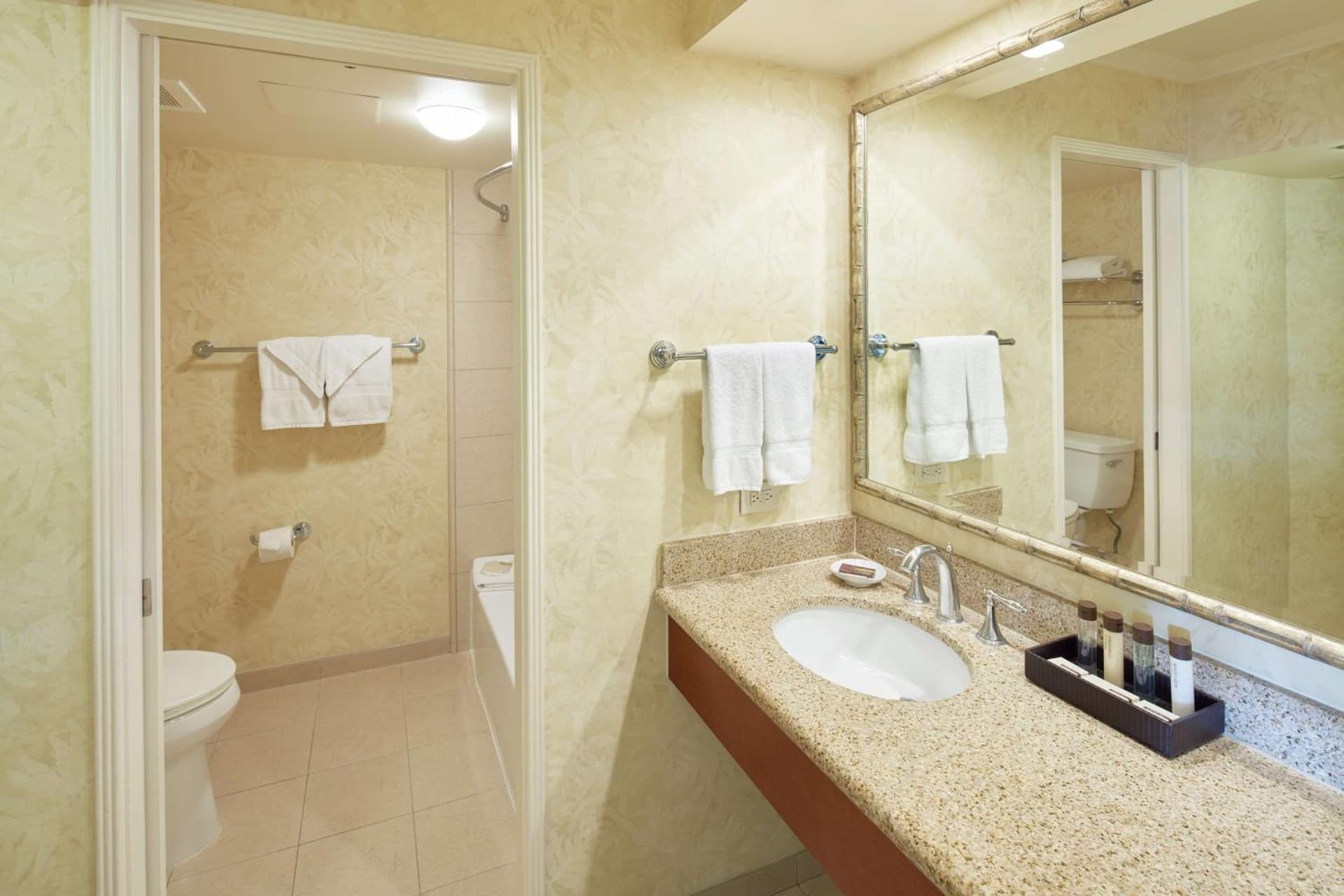 OUTRIGGER Waikiki Beach Resort gallery photo in Honolulu, HI — image 73