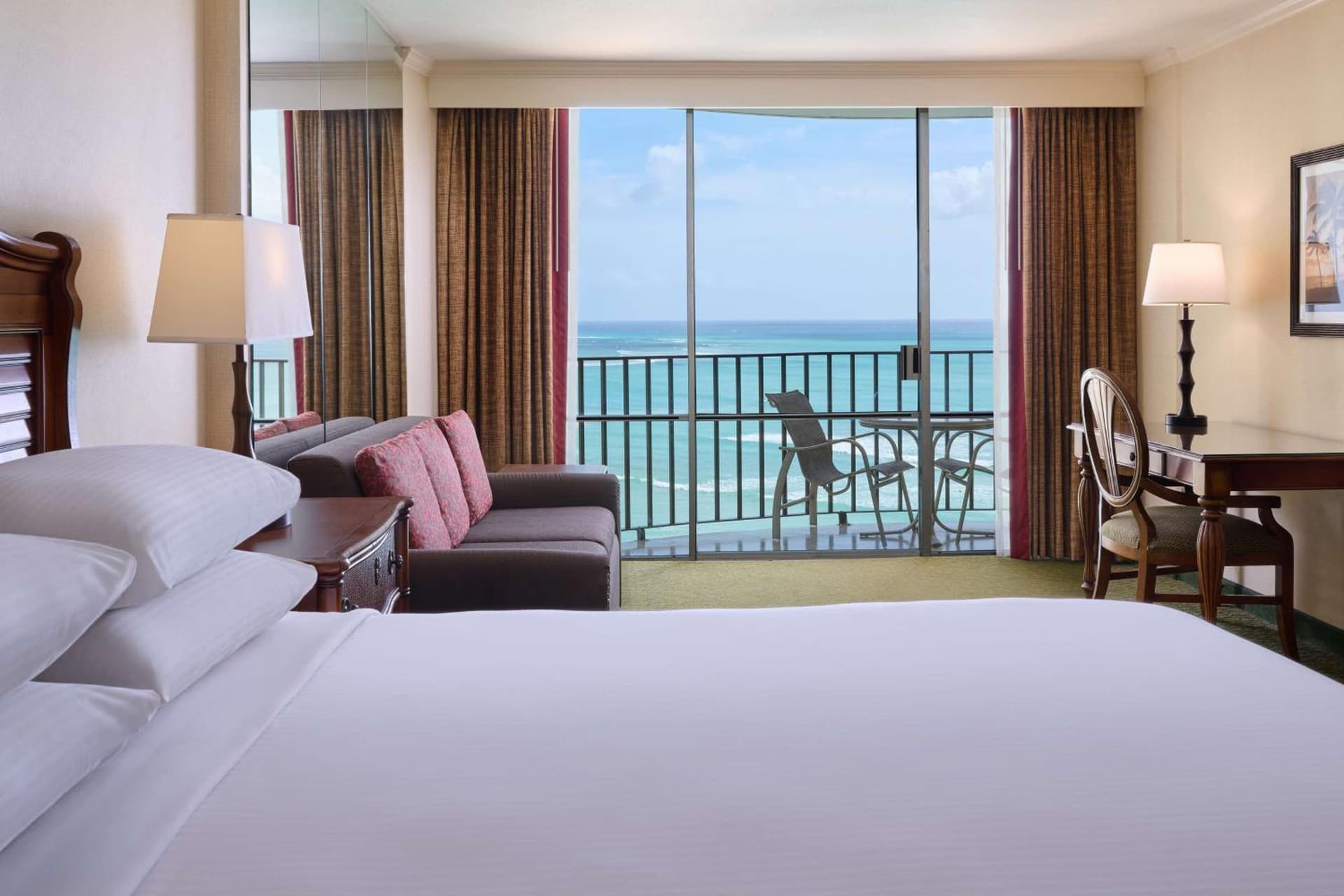 OUTRIGGER Waikiki Beach Resort gallery photo in Honolulu, HI — image 40
