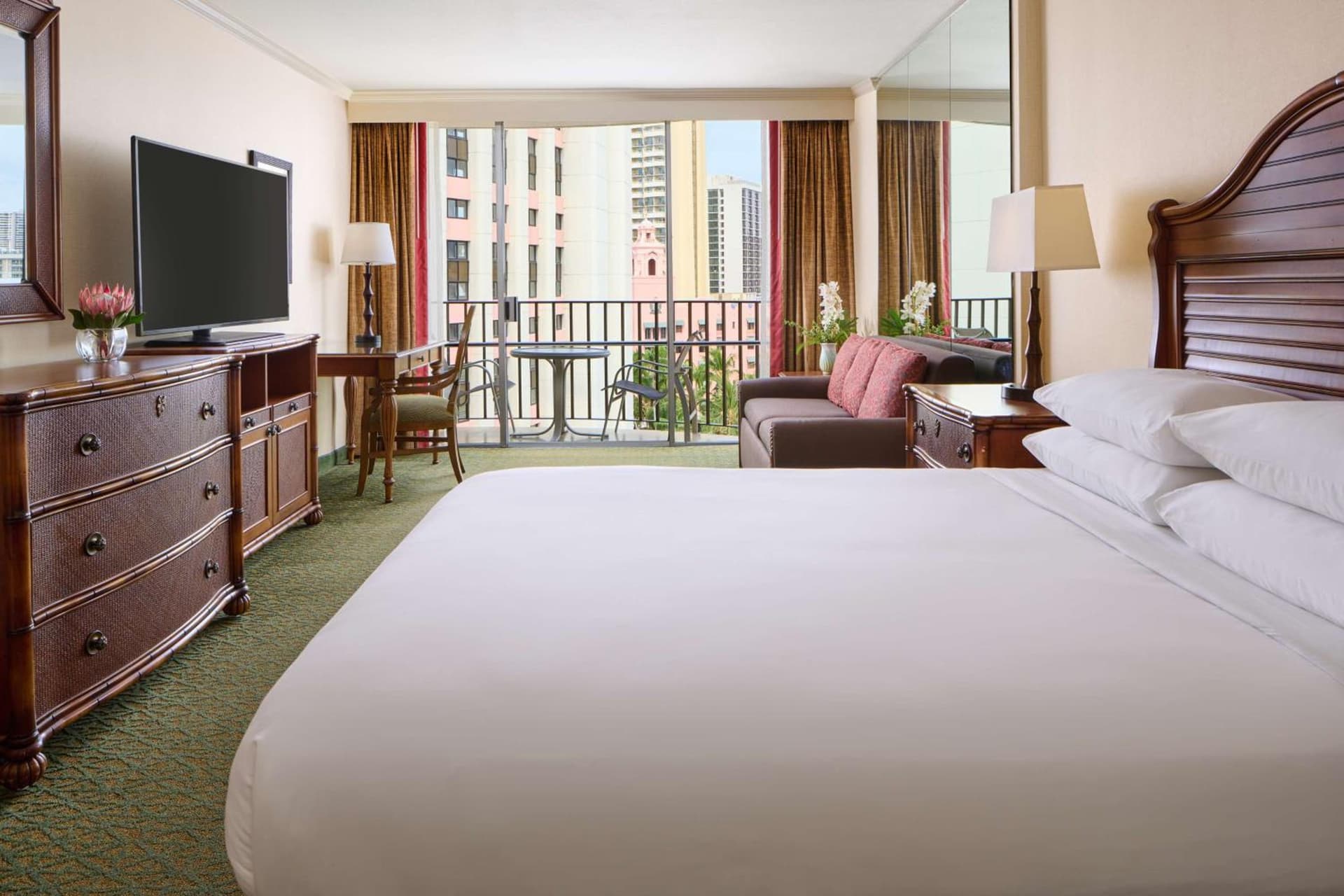 OUTRIGGER Waikiki Beach Resort gallery photo in Honolulu, HI — image 120