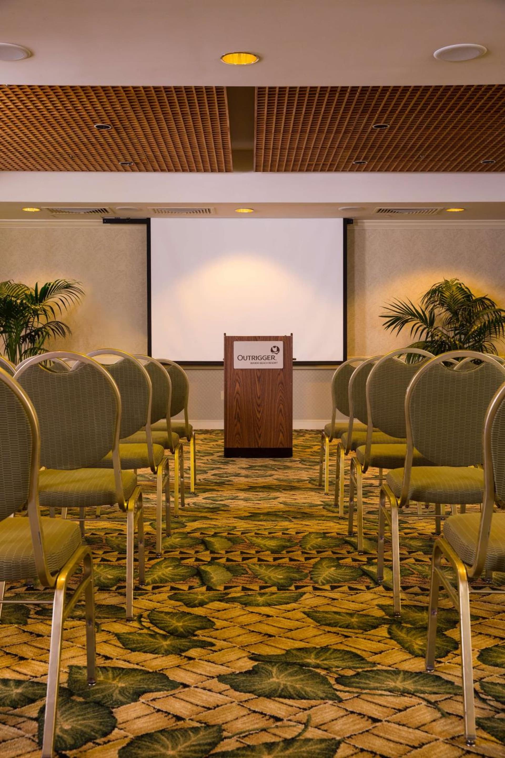 OUTRIGGER Waikiki Beach Resort gallery photo in Honolulu, HI — image 8