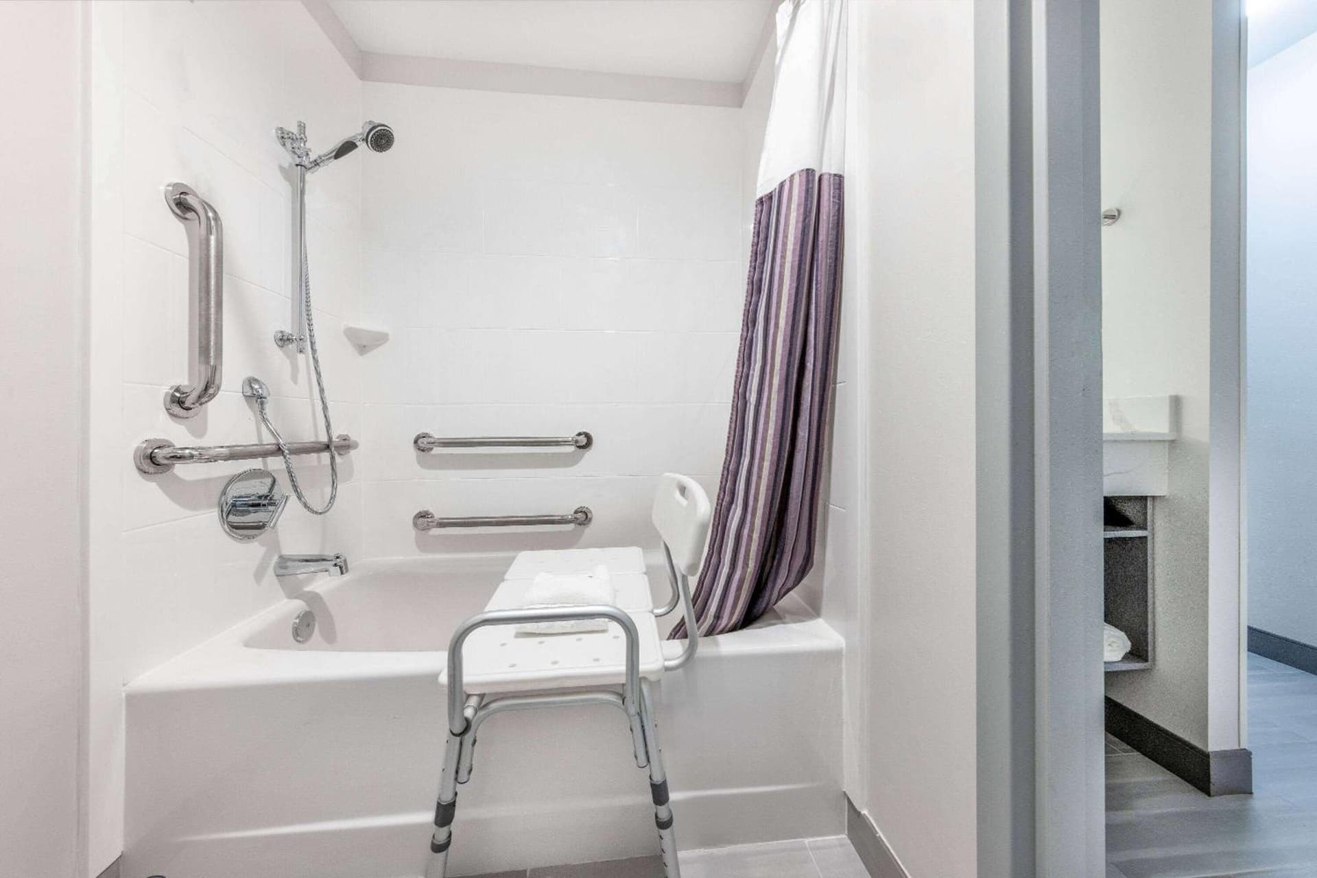 La Quinta Inn by Wyndham Lynnwood gallery photo in Lynnwood, WA — image 26