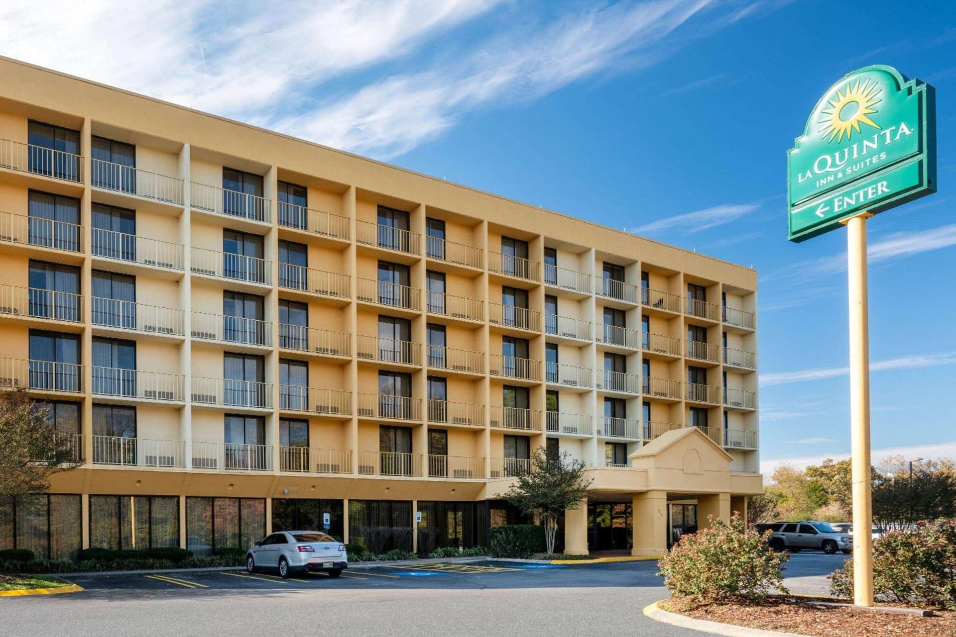 La Quinta by Wyndham Nashville Airport/Opryland property views in Nashville, TN — gallery photo 3