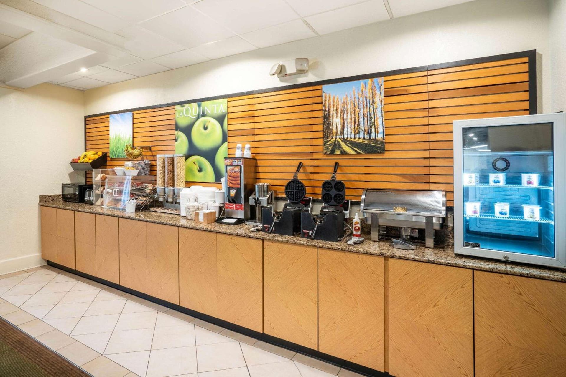 La Quinta by Wyndham Nashville Airport/Opryland gallery photo in Nashville, TN — image 25