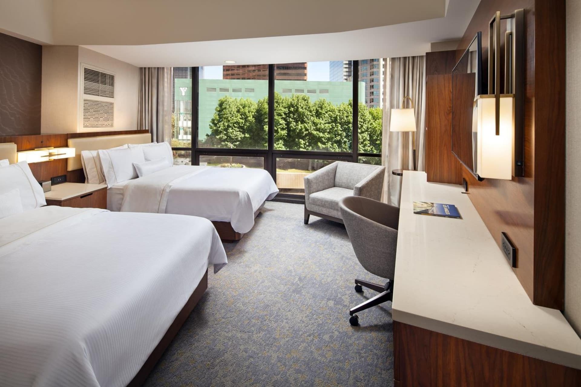 The Westin Bonaventure Hotel & Suites, Los Angeles gallery photo in Los Angeles, CA — image 10