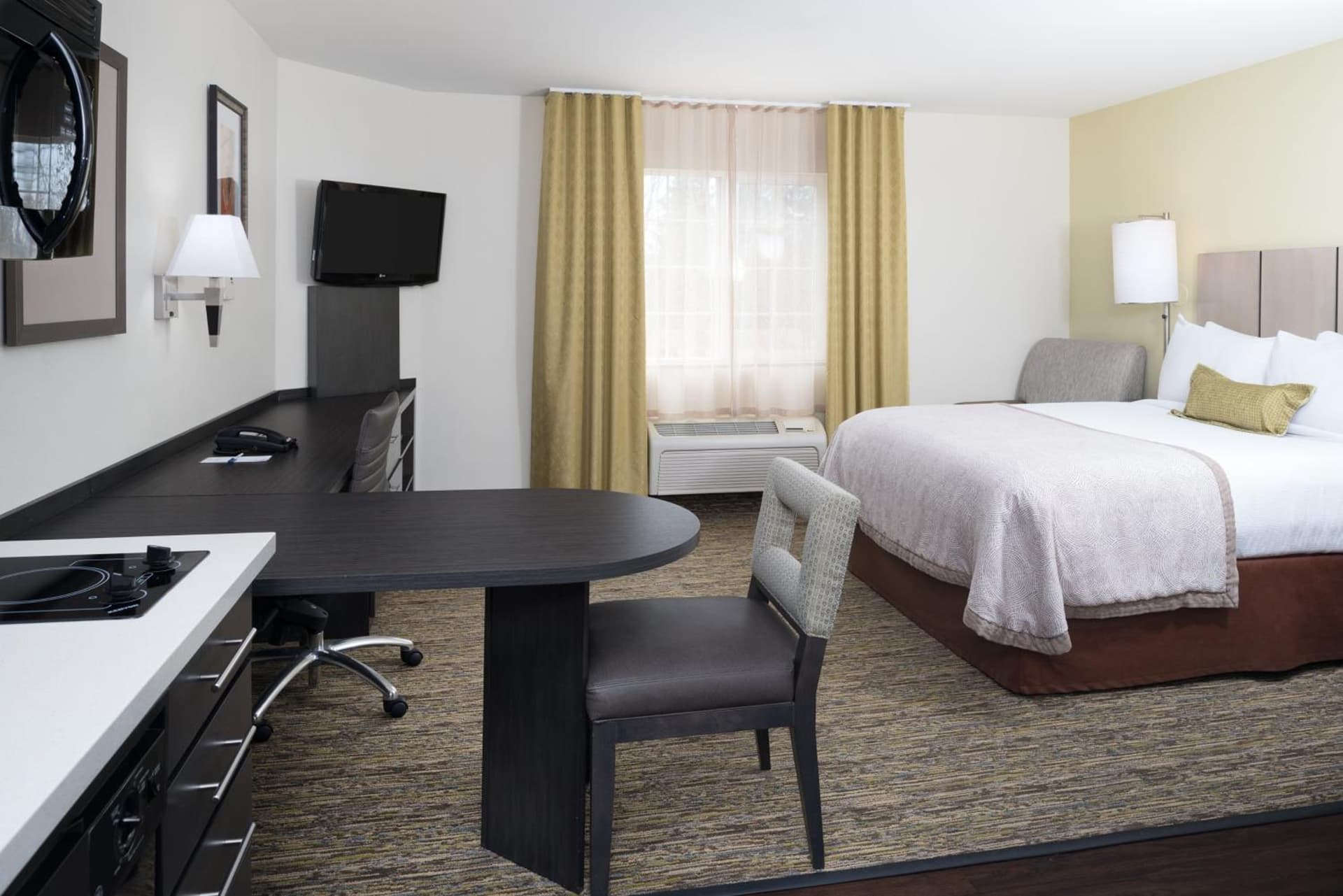 Candlewood Suites Olympia - Lacey by IHG gallery photo in Lacey, WA — image 12