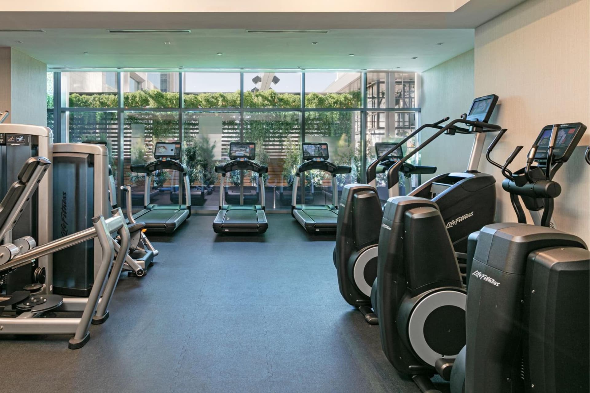 JW Marriott Charlotte gallery photo in Charlotte, NC — image 57