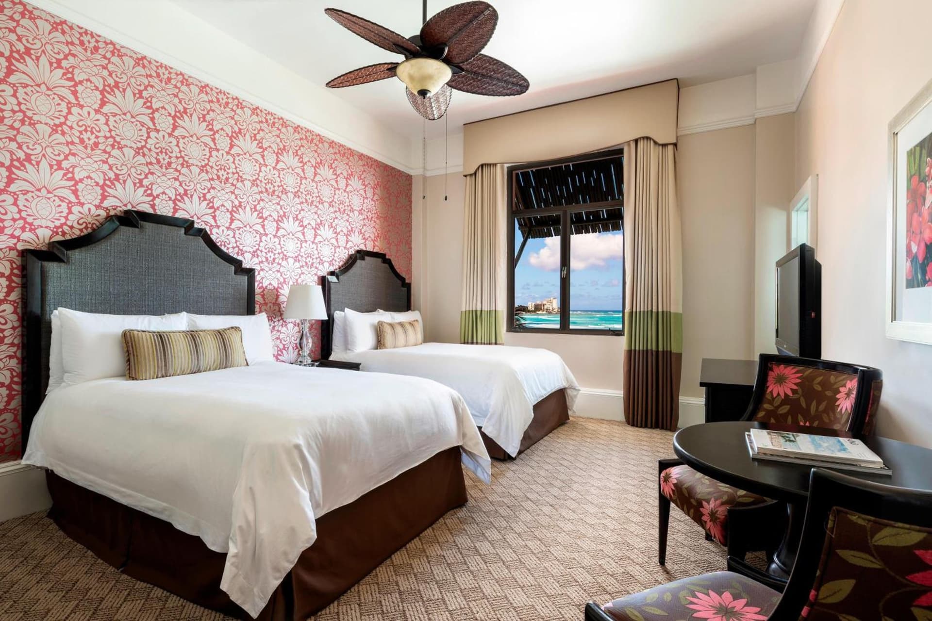 The Royal Hawaiian, A Luxury Collection Resort, Waikiki gallery photo in Honolulu, HI — image 110
