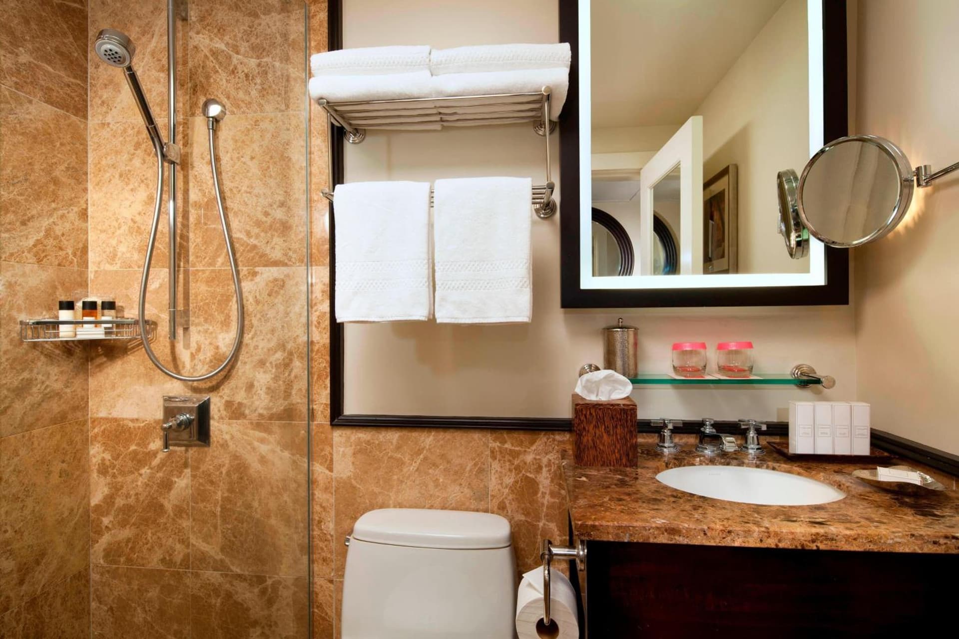 The Royal Hawaiian, A Luxury Collection Resort, Waikiki gallery photo in Honolulu, HI — image 137