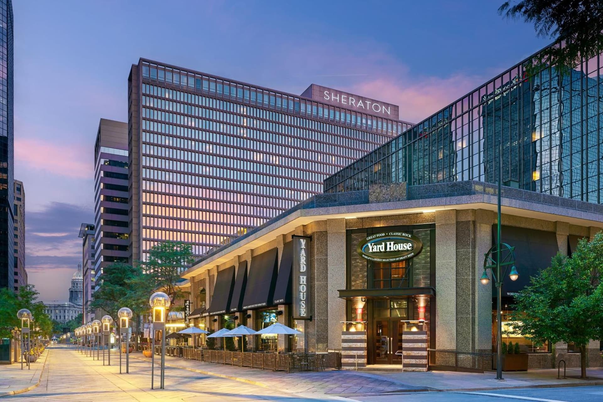 Sheraton Denver Downtown Hotel property views in Denver, CO — gallery photo 3