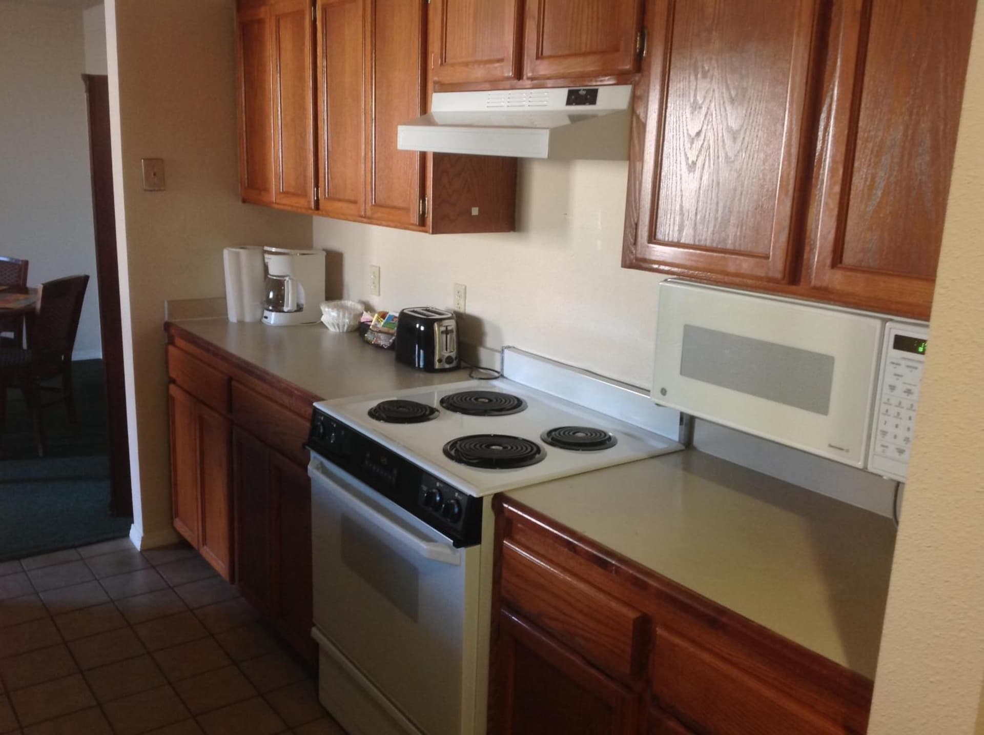 Hawthorn Extended Stay by Wyndham El Paso property views in El Paso, TX — gallery photo 3