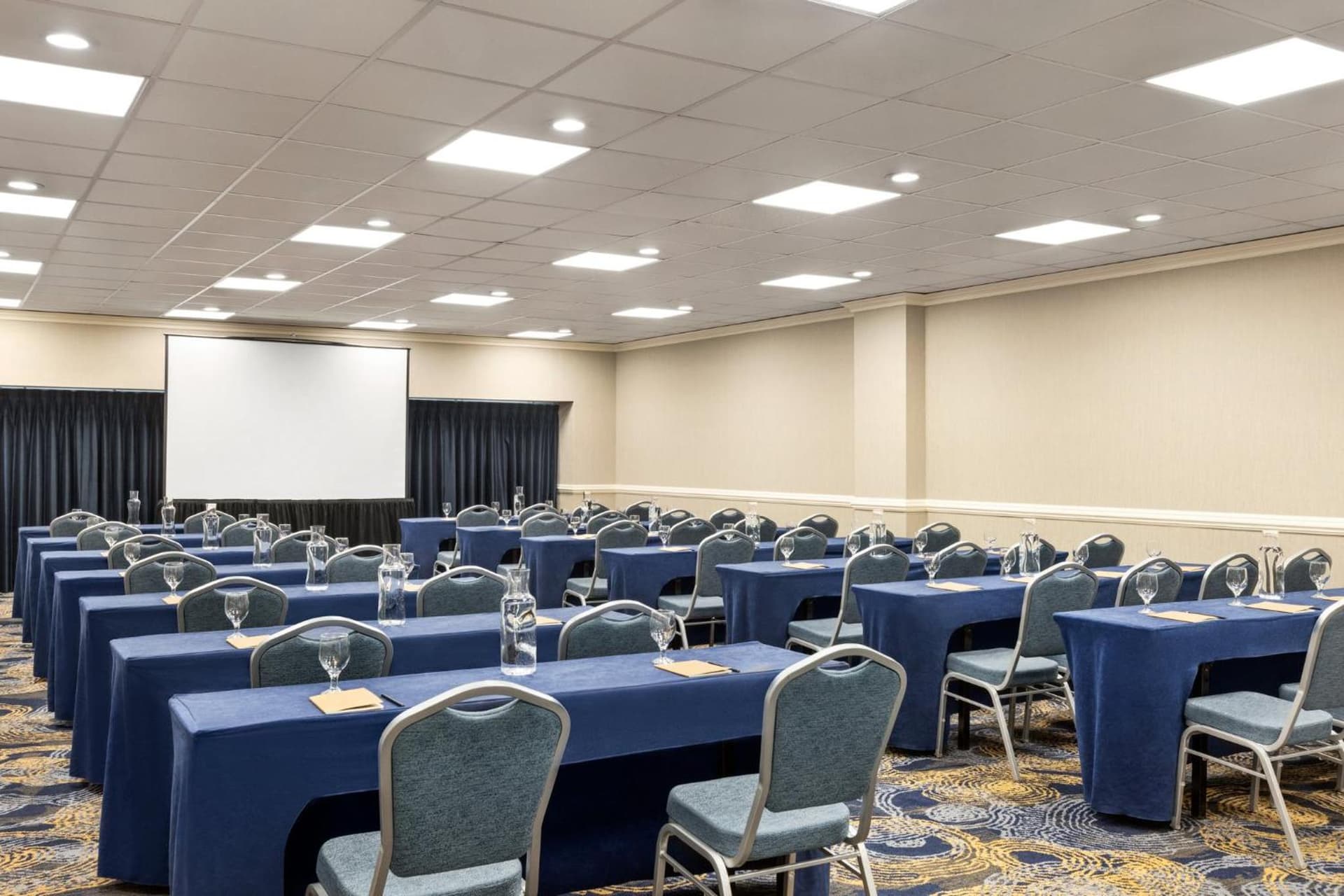 Crowne Plaza Cleveland at Playhouse Square by IHG gallery photo in Cleveland, OH — image 101