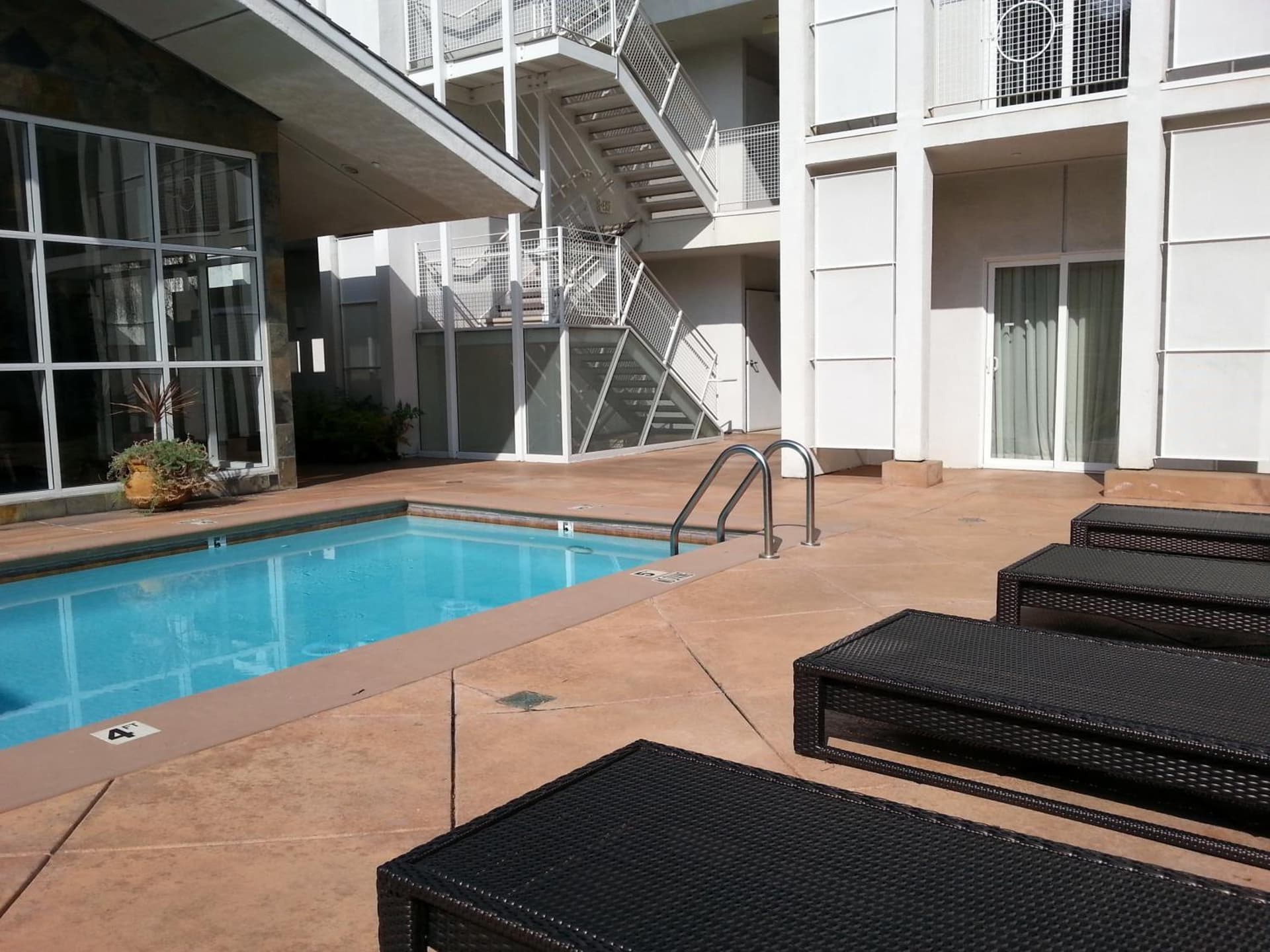 Corporate Inn Sunnyvale - All-Suite Hotel gallery photo in Sunnyvale, CA — image 19