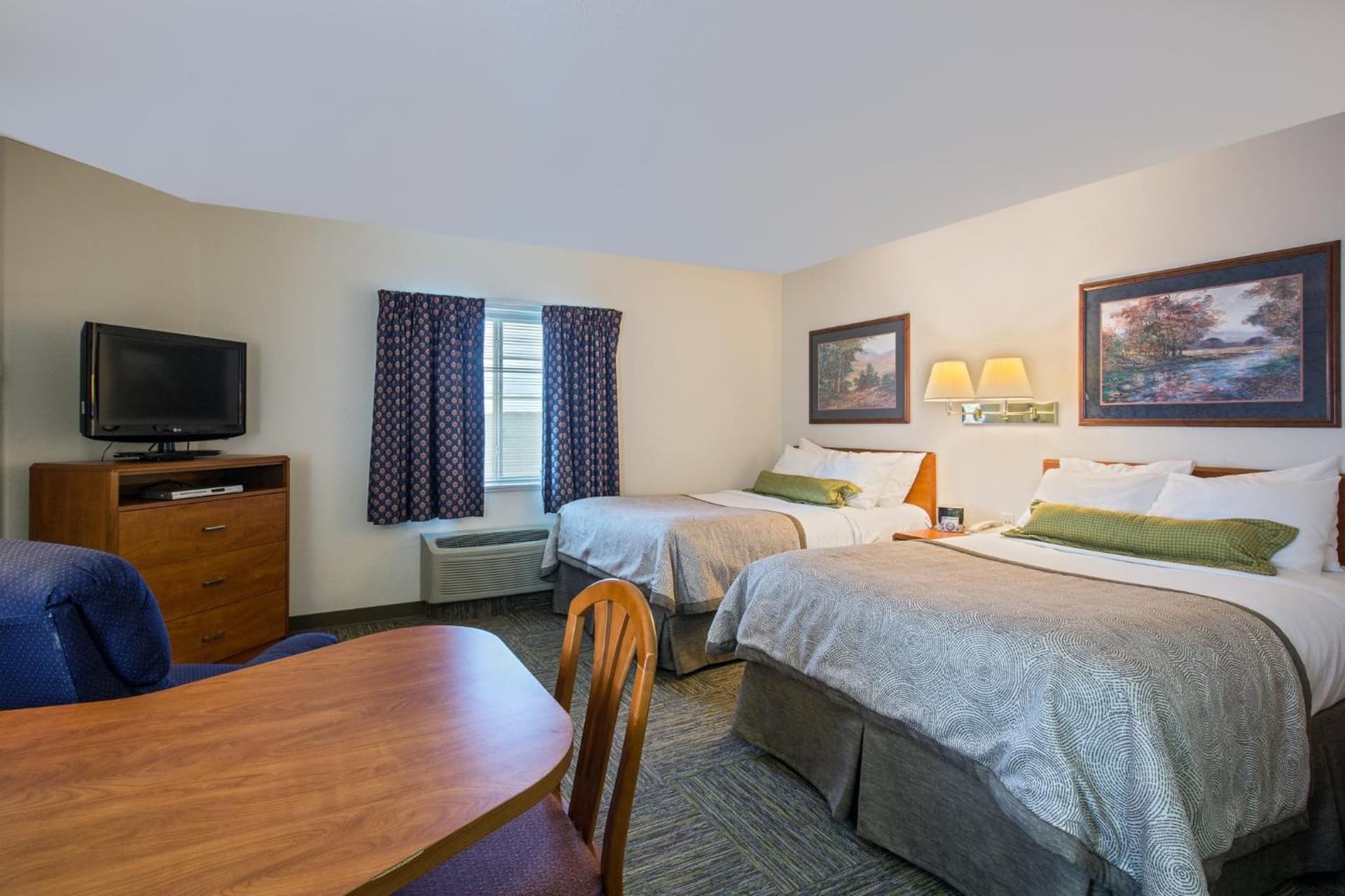 Candlewood Suites Appleton by IHG gallery photo in Appleton, WI — image 47