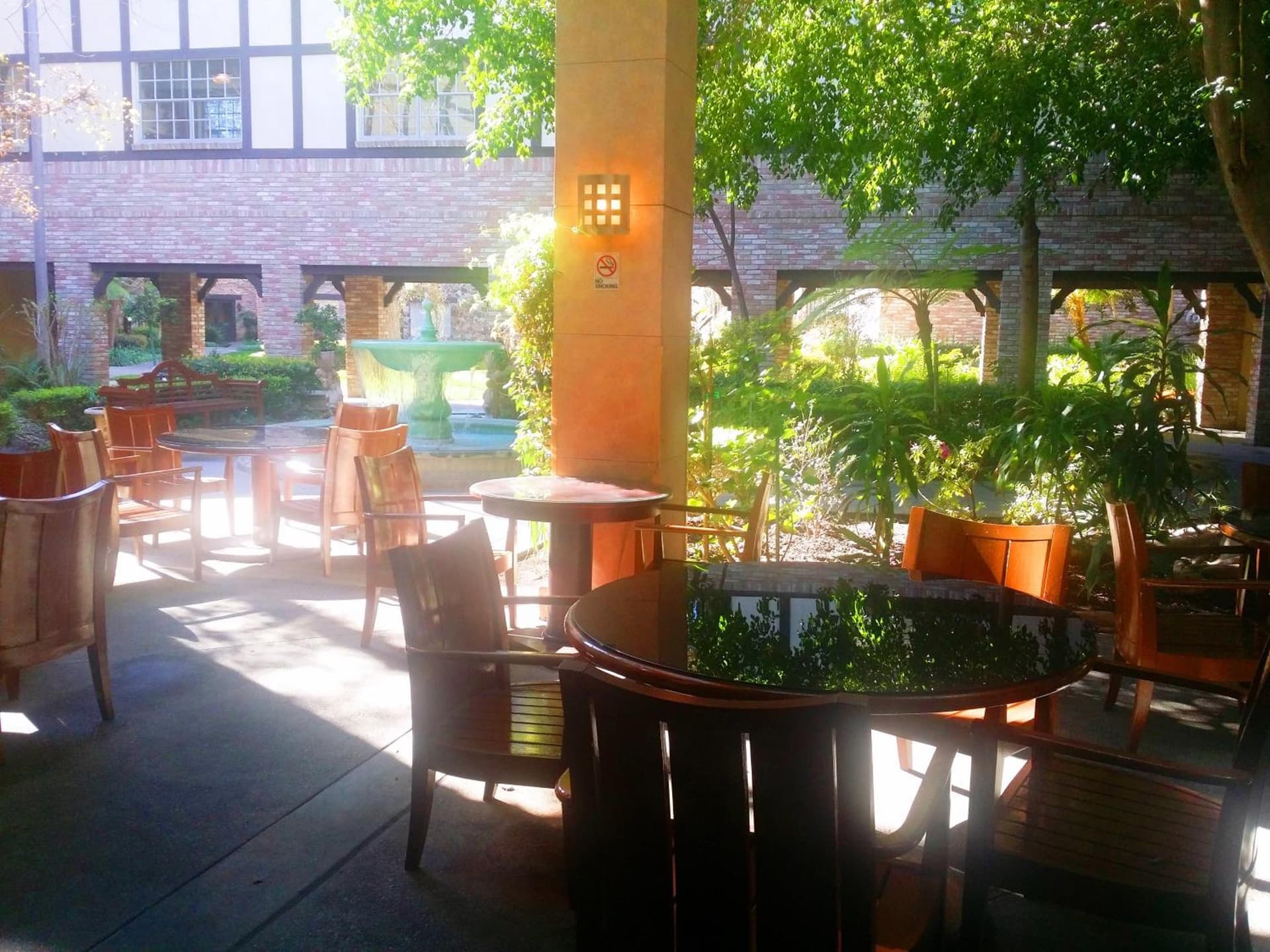 Anaheim Majestic Garden Hotel gallery photo in Anaheim, CA — image 38