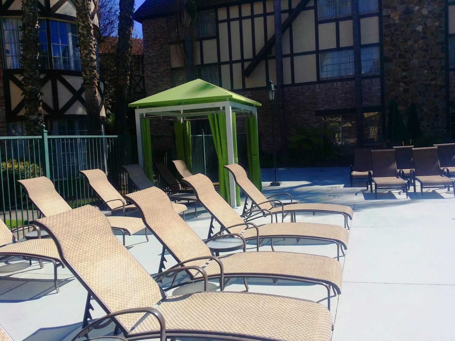 Anaheim Majestic Garden Hotel gallery photo in Anaheim, CA — image 68