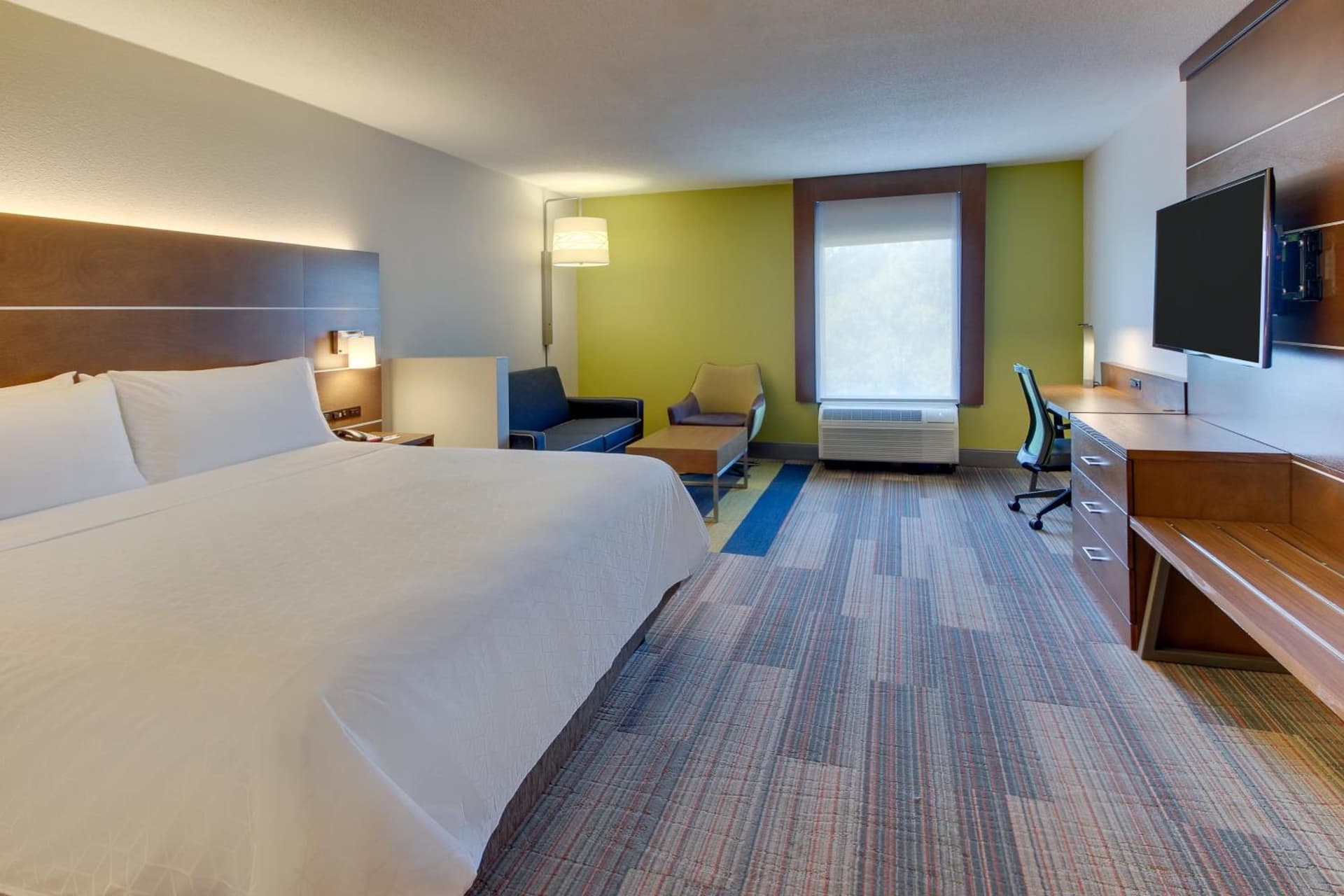 Holiday Inn Express & Suites Atlanta Perimeter Mall Hotel by IHG gallery photo in Sandy Springs, GA — image 21